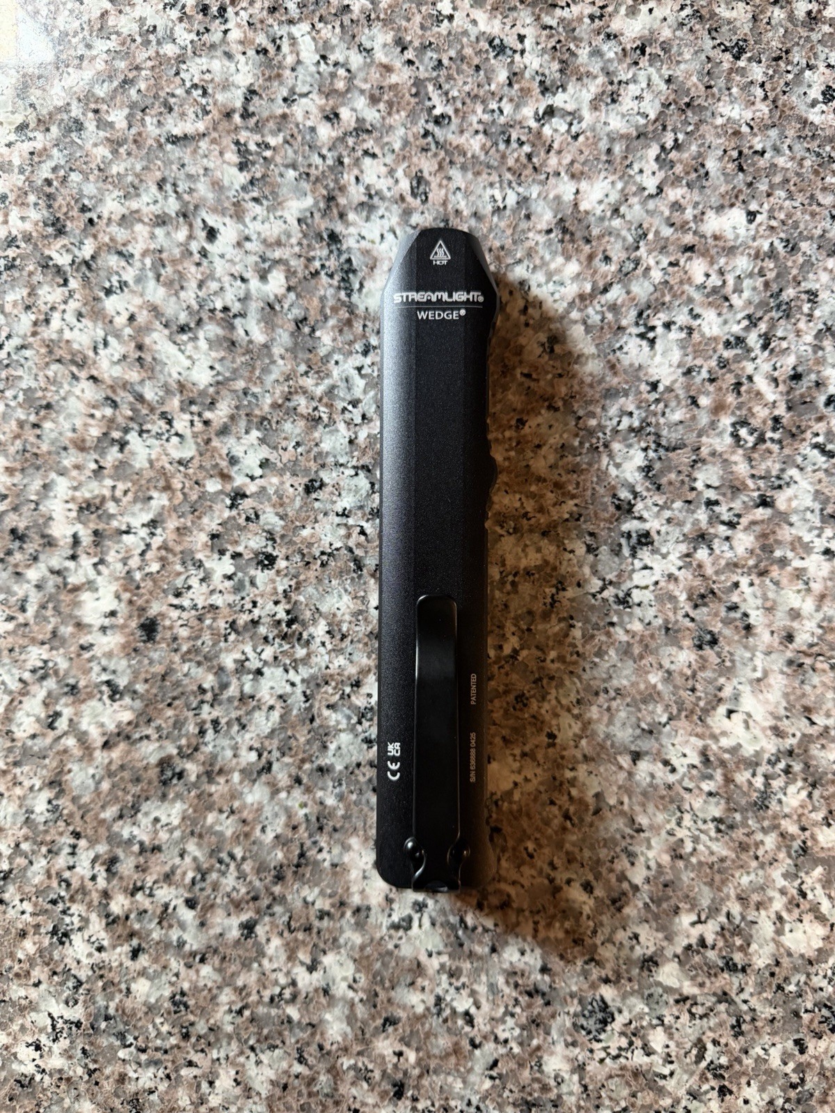 Streamlight Wedge Rechargeable EDC Flashlight Black 300/1,000 Lumens 88810 USB-C