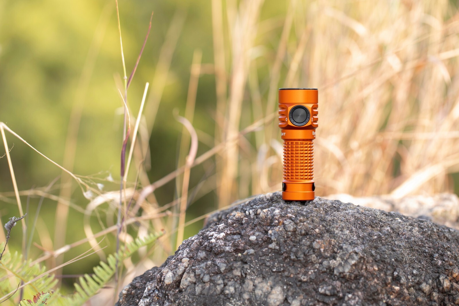 Olight Baton Turbo Orange Compact EDC Flashlight, 510m Long Range Beam, 1000 Lum