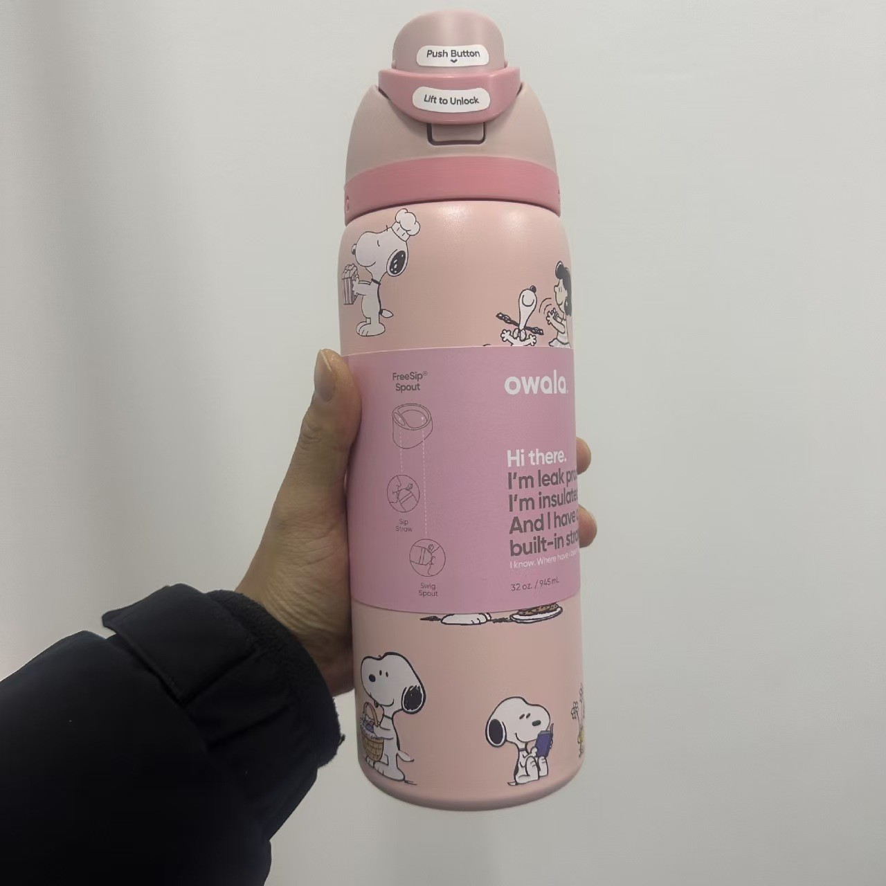 Owala FreeSip Pink Snoopy Peanuts Exclusive Edition Water Bottle 32oz New
