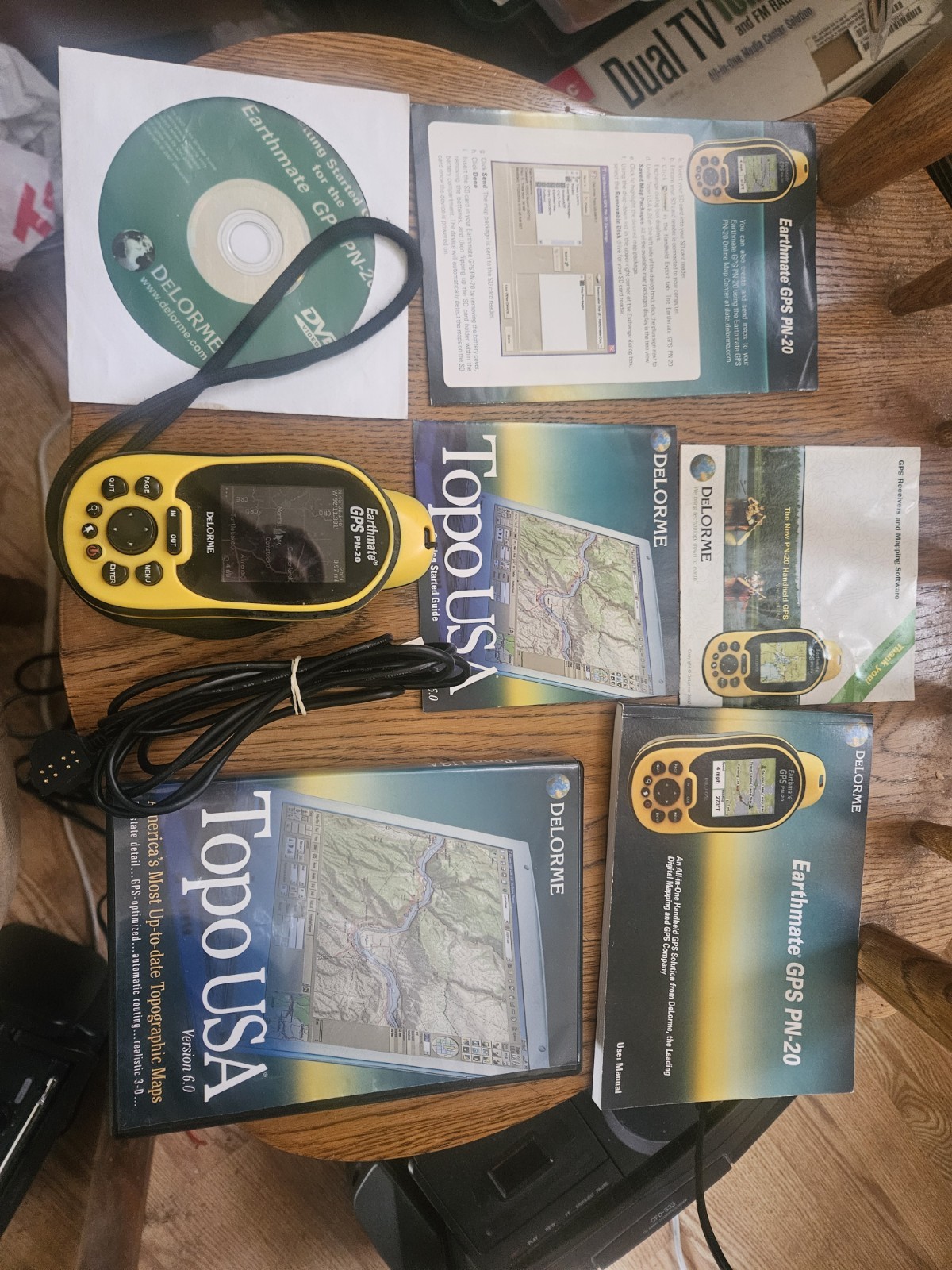 DeLorme EarthMate GPS PN-20 TRACKING UNIT