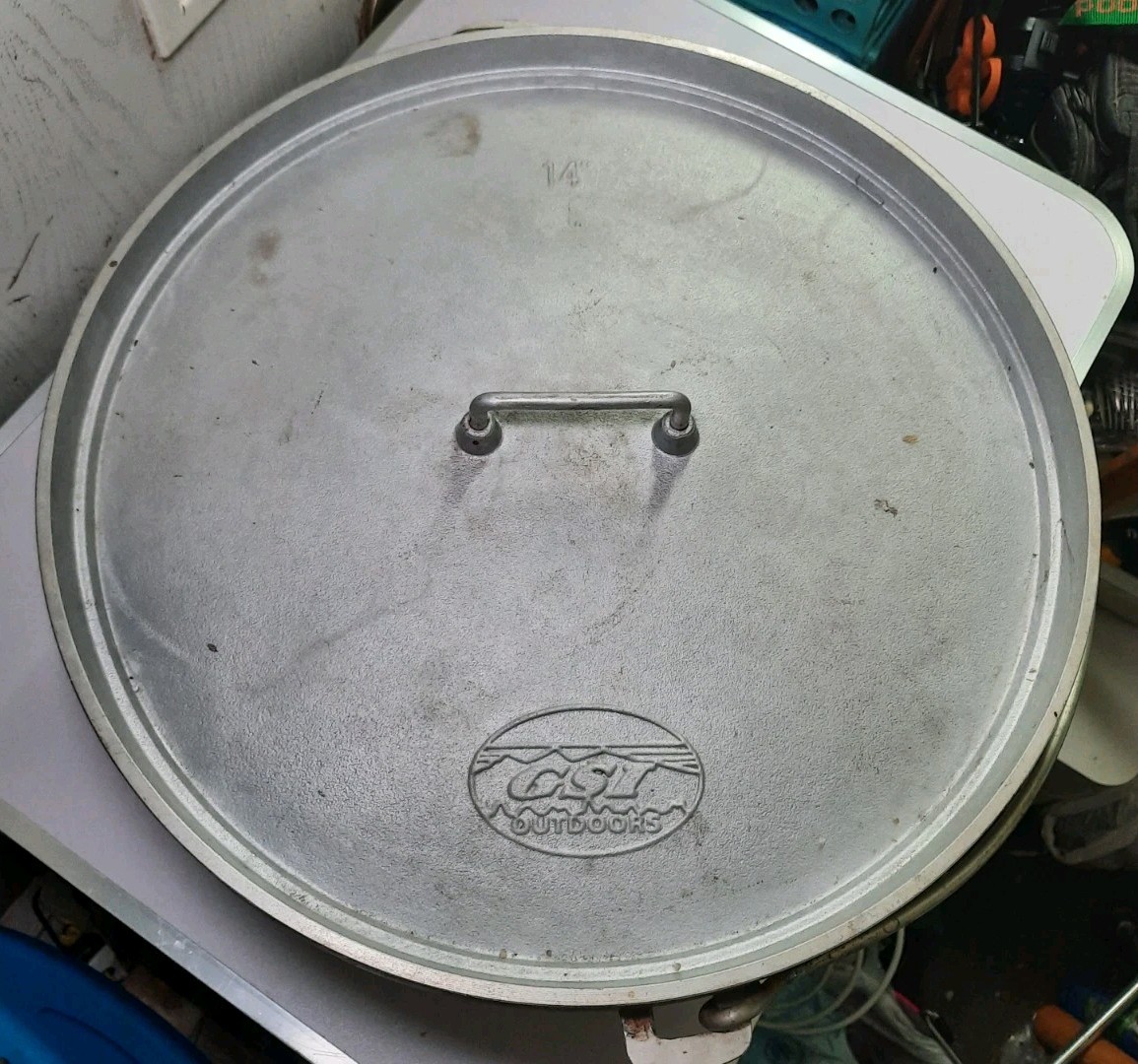 GSI Outdoors 14” Cast Aluminum Dutch Oven Camping w/ Lid & Bail Fixed Legs
