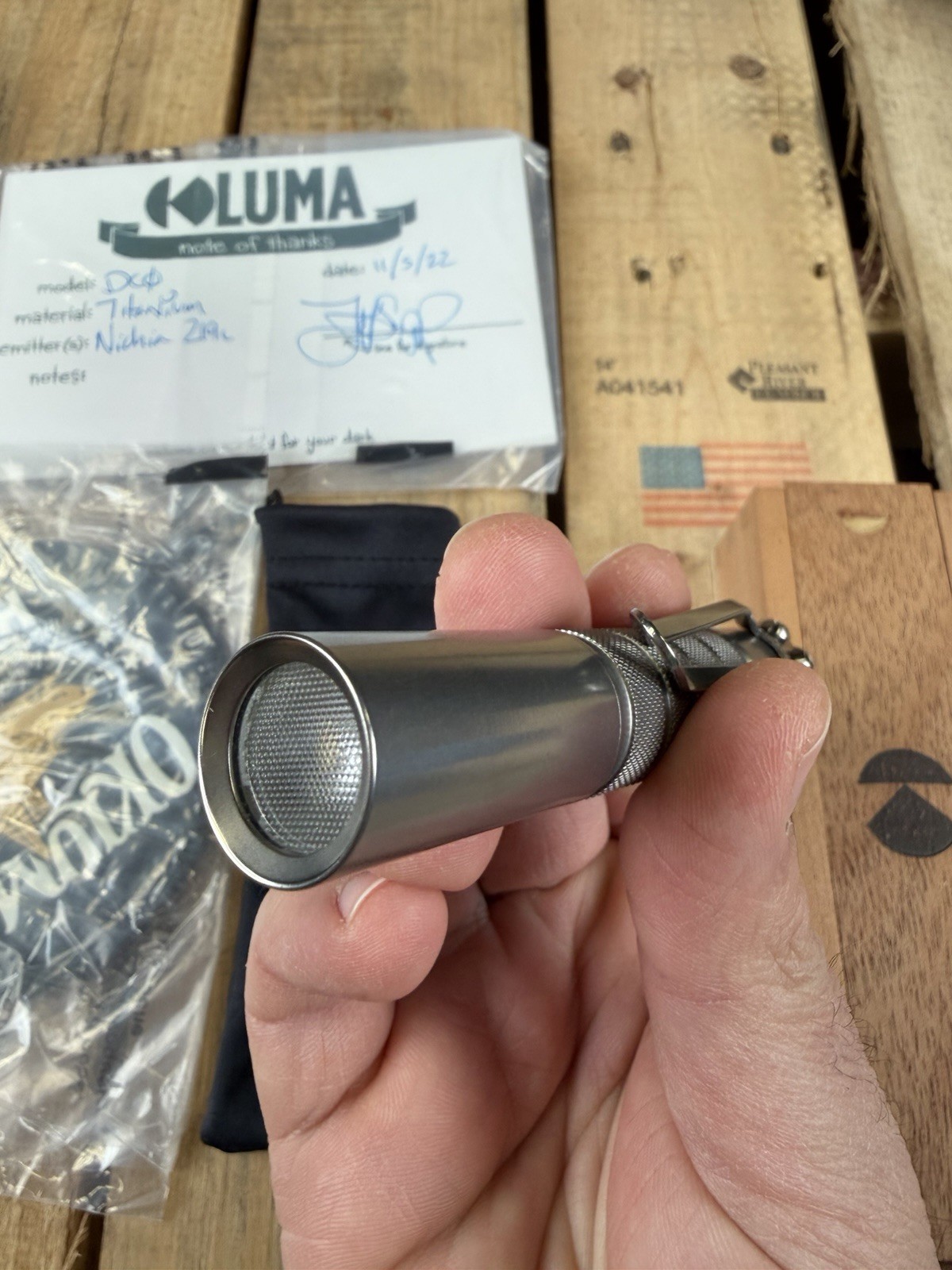 Okluma DC0 Titanium Flashlight with Battery and Full Kit