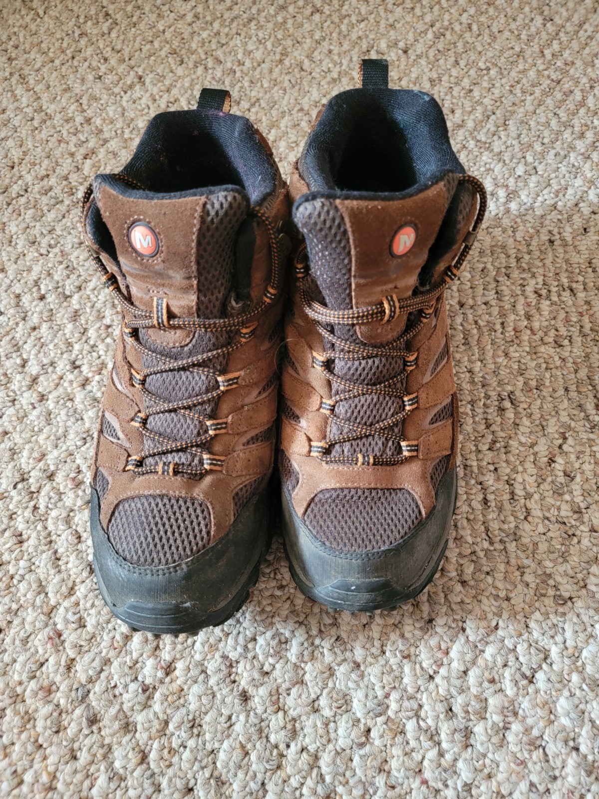 Men’s Merrell Hikers Size 10.5 Brown Hiking Shoes Vibram Soles
