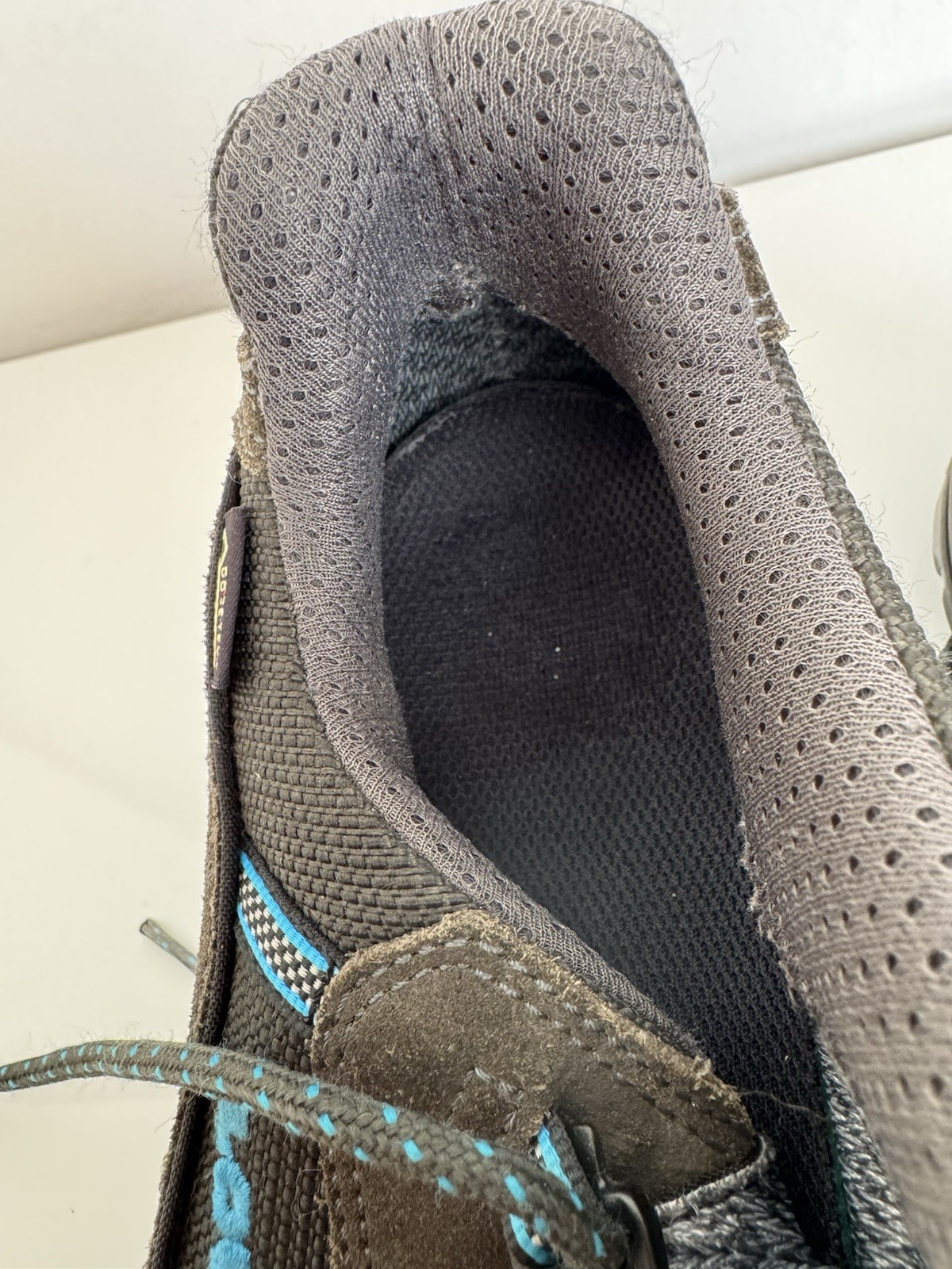 Lowa Tiana GTX Lo Ws Women’s Hiking Boots Gore-Tex Gray/Black/Blue Size 40