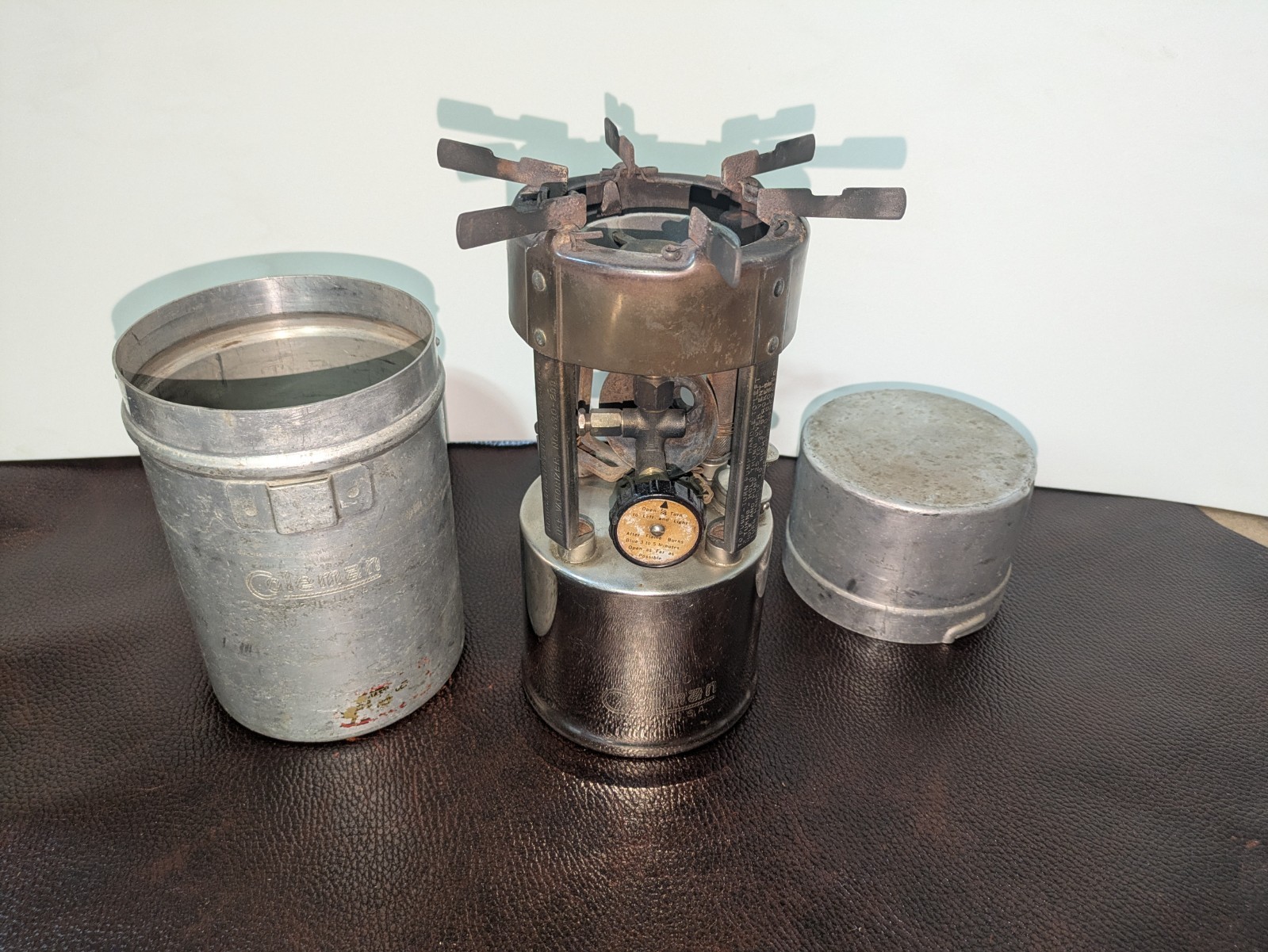 Coleman No. 530 G.I. Pocket Stove – Early 1947 (A 47)