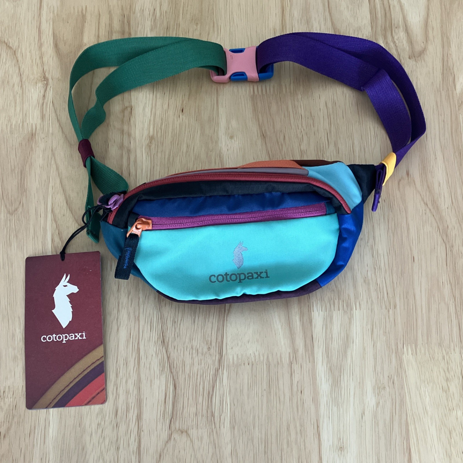 Cotopaxi Kapai Del Dia 1.5L Hip Waist Pack Multicolor Zipper Closure