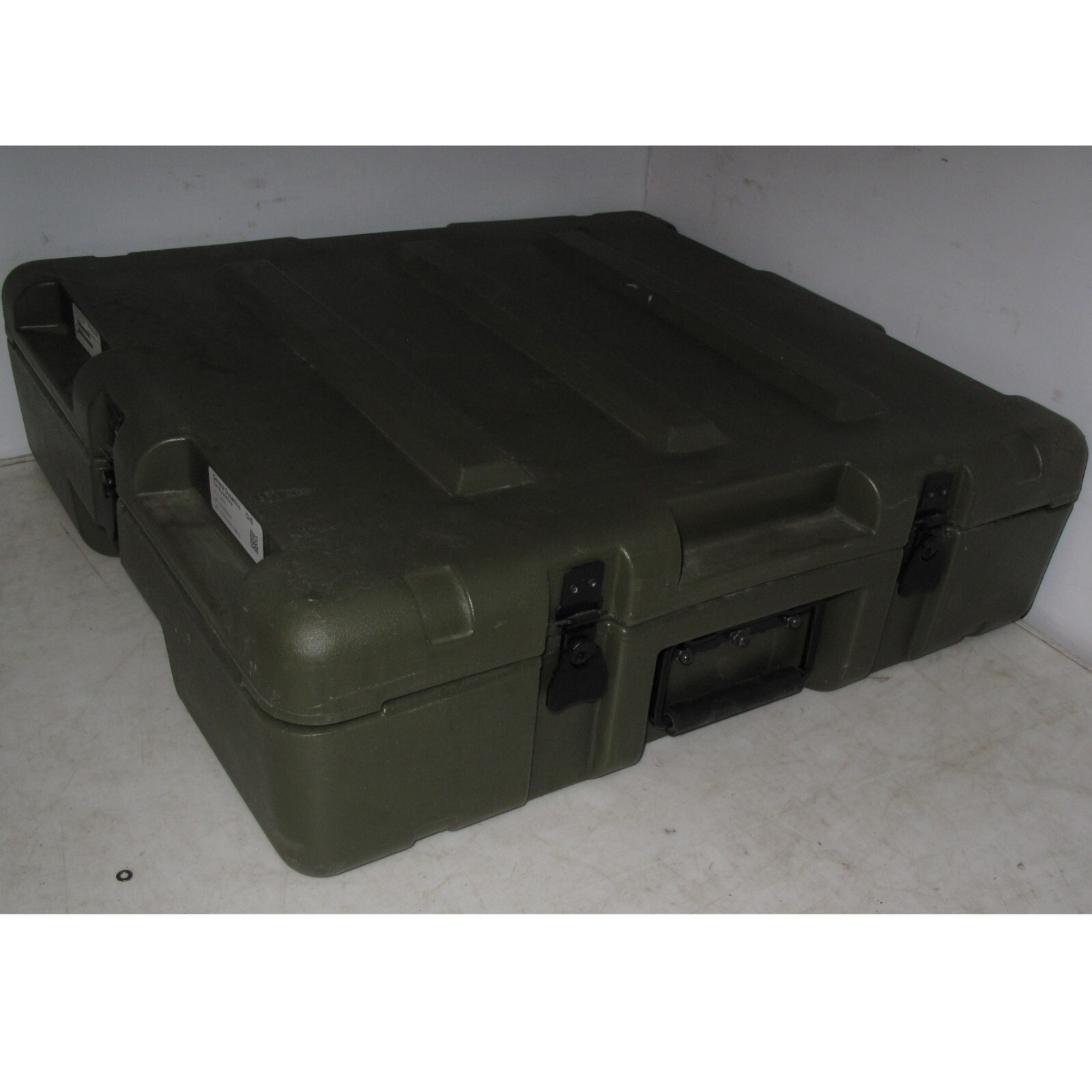 Hard Case Military Plastic 24x22x7 Divided Hinged Lid Miltope Laptop