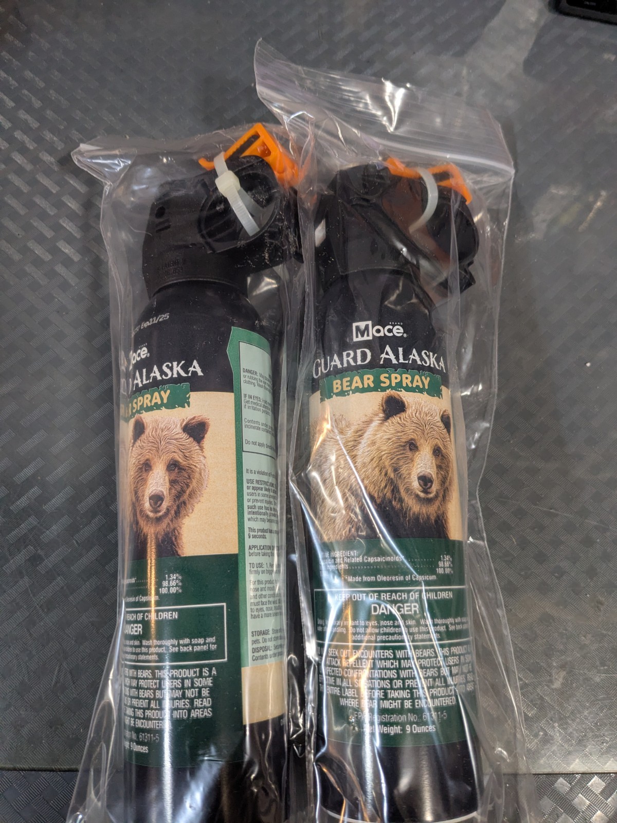 2x Scratch/Dent – Bear Spray Mace Guard Alaska 9 oz Bear Spray Safety