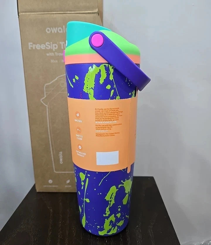 Owala FreeSip Sway Stainless Steel Water Bottle / 30oz / Color: Electric Feel