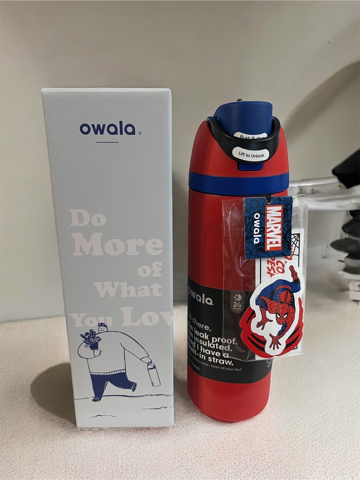 Owala -24oz FreeSip Water Bottle – Spider Man Edition