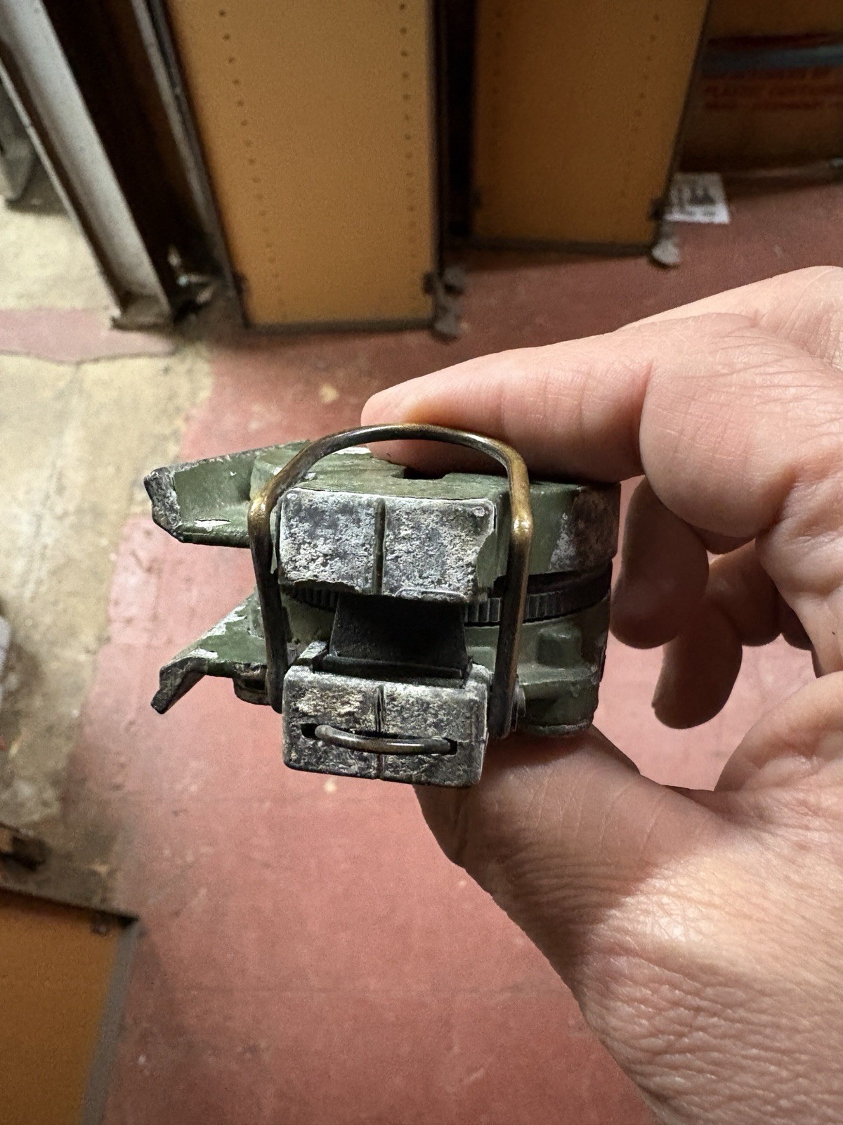 Used Rough GI Cammenga Model 3H Tritium Lensatic Compass NSN: 6605-01-196-6971