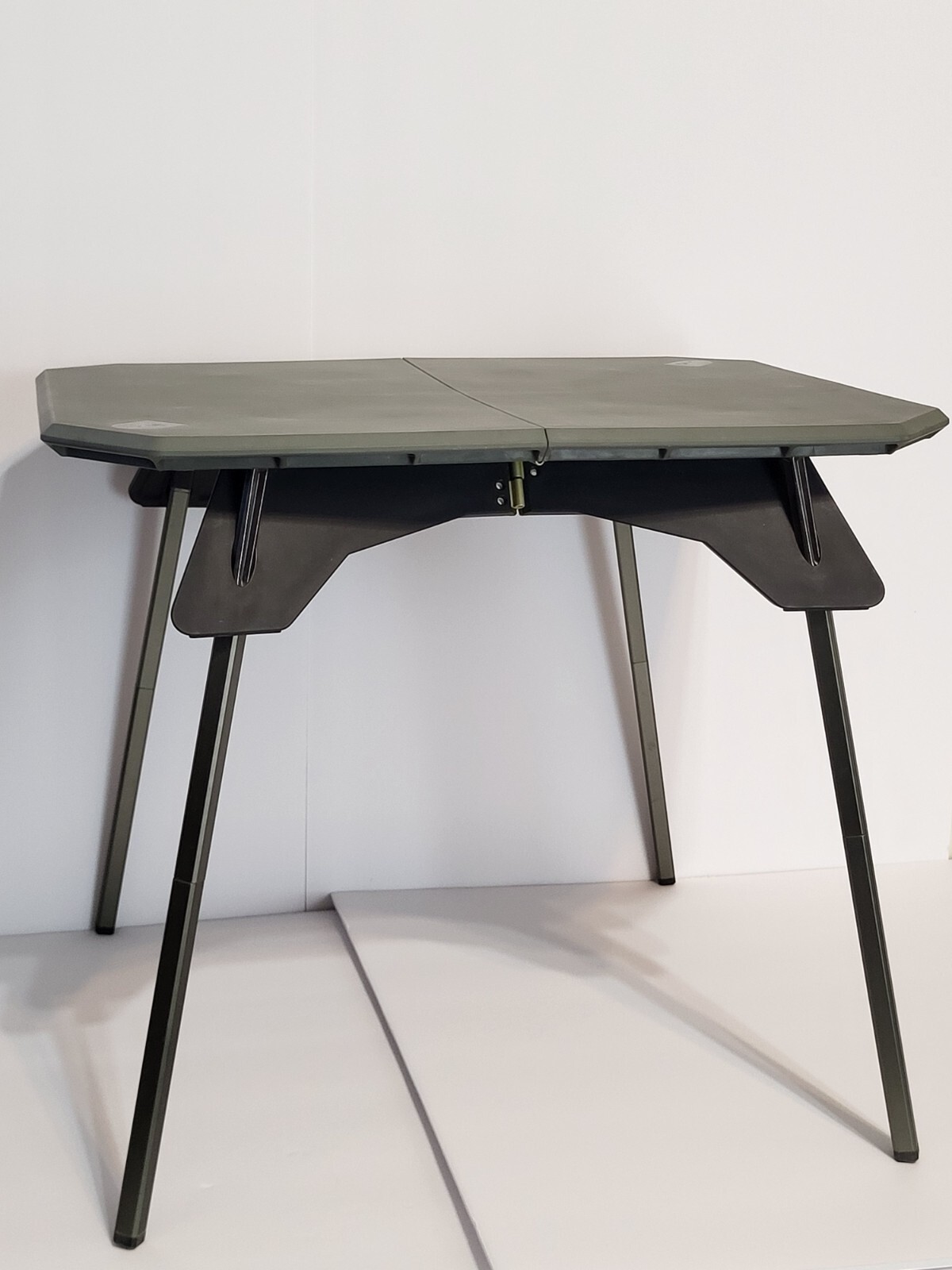 NEMO Equip. Moonlander Dual Height 16″ & 4″ FOLDABLE Camp Table – SHIPS FROM USA