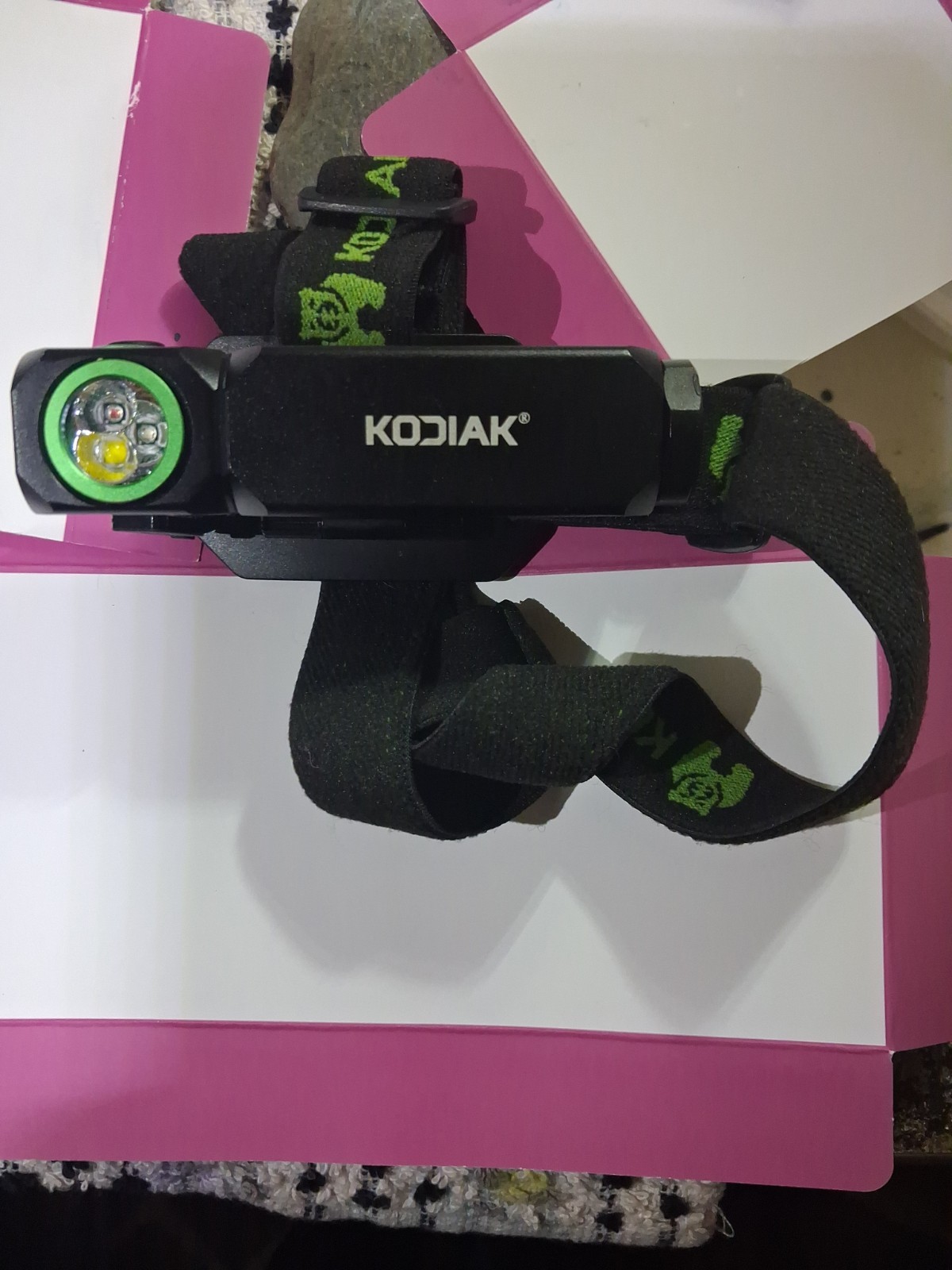Kodiak 1500-LUMENS MAX RECHARGEABLE LED HEADLAMP LIGHT FLASHLIGHT POCKET CLIP