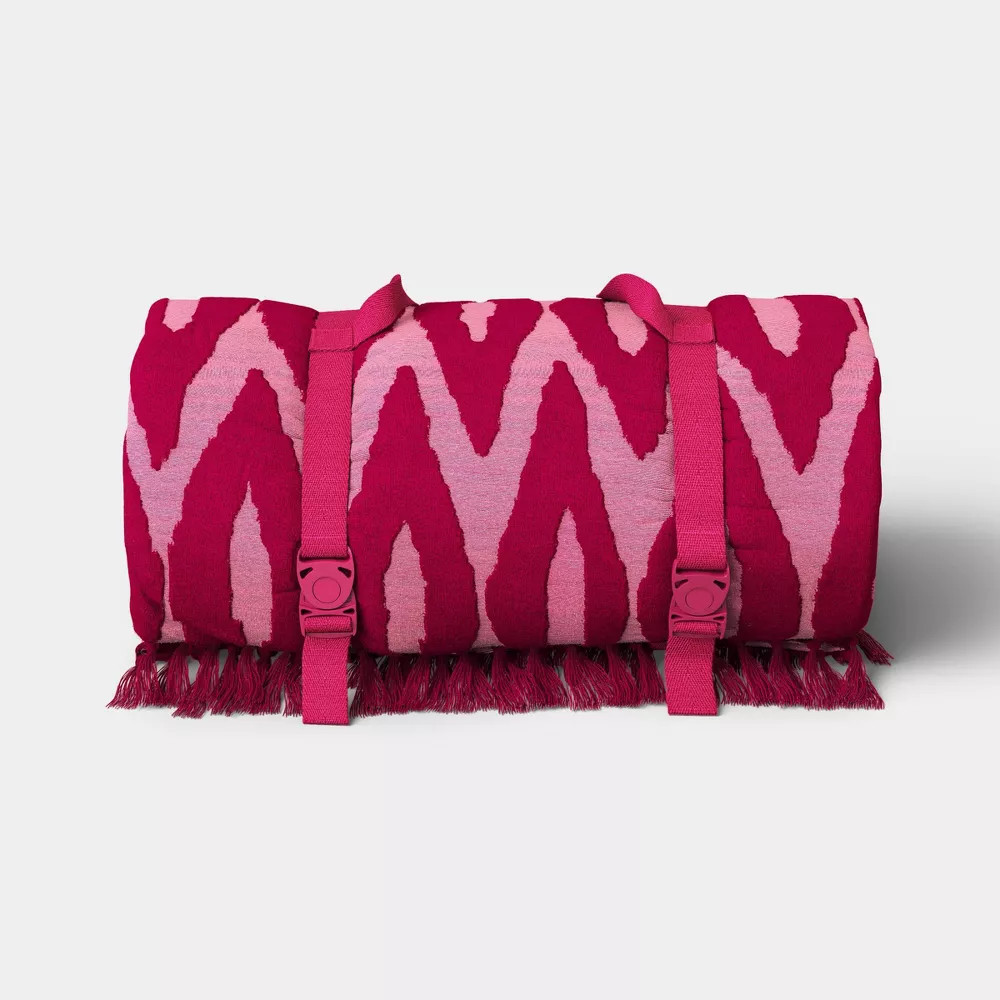 80″x60″ Outdoor Beach Blanket – Threshold Pink