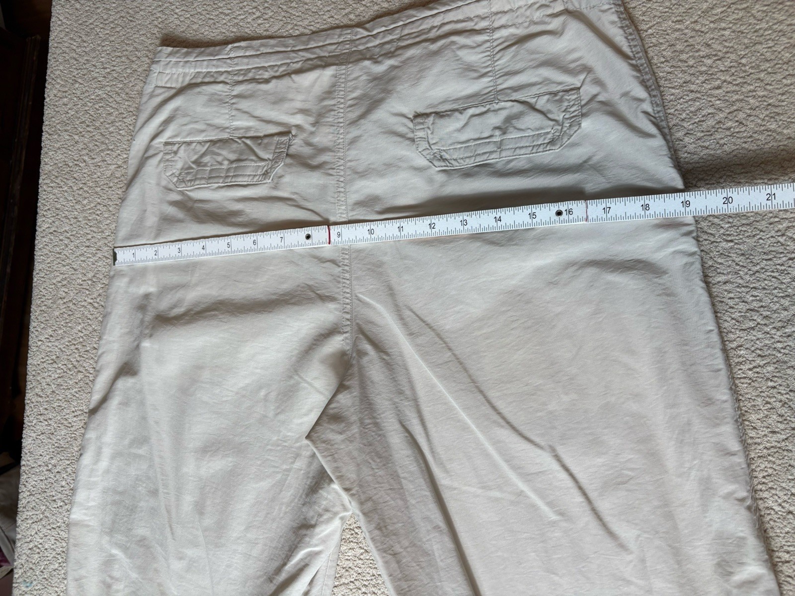 Columbia Cropped Utility Pants Women’s Small Beige Nylon Blend Hiking Gorpcore