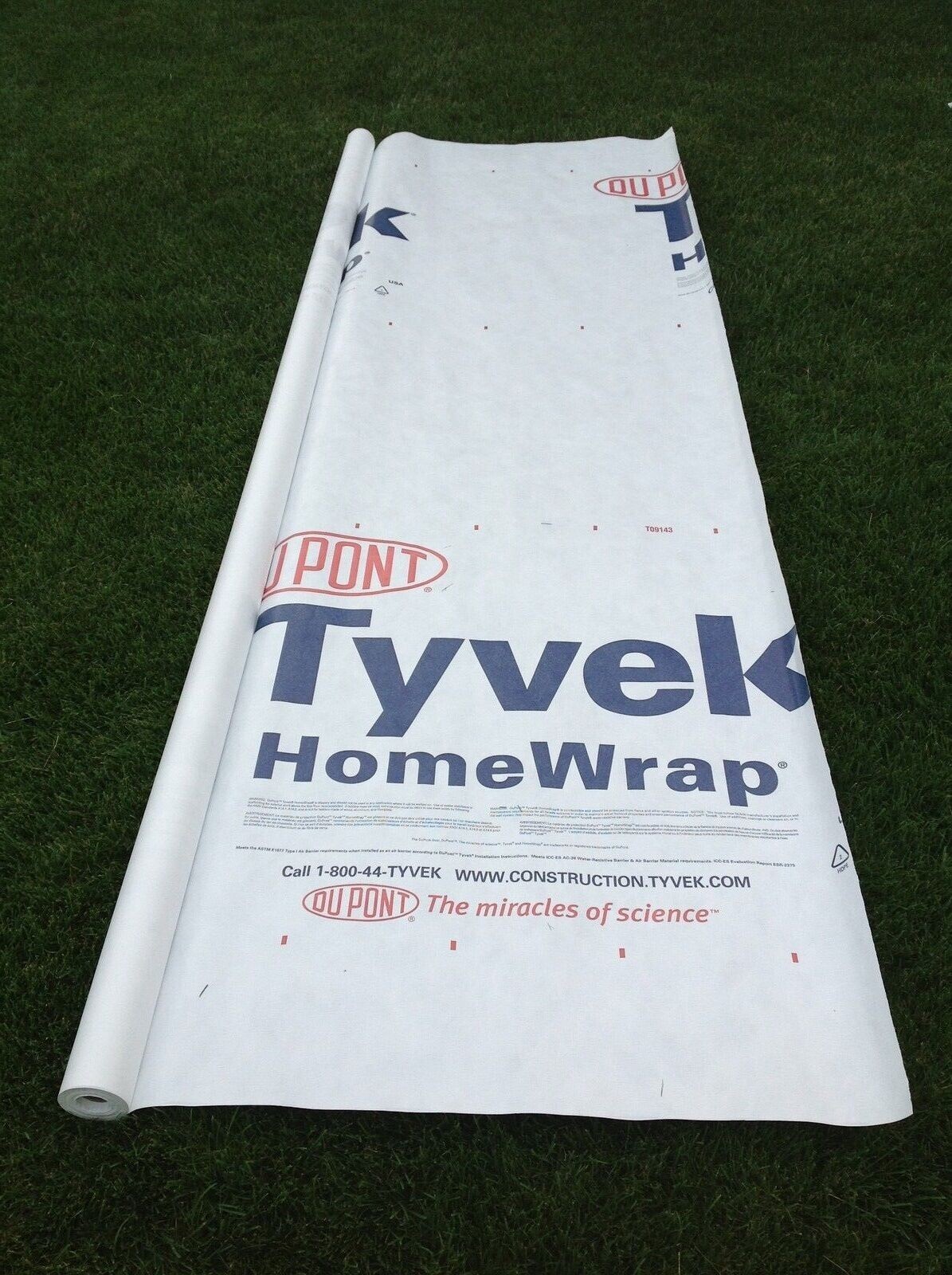 8 X 6 ft. DuPont Tyvek HomeWrap Sheet Moisture Barrier Tent Camping Footprint