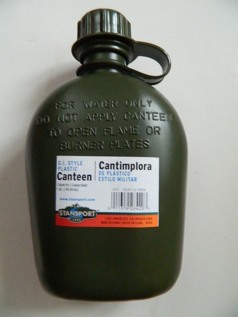 G.I. STYLE 1 QUART POLY CANTEEN WATER BOTTLE MEASURES 4-1/2″ x 8″ x 2-1/2″