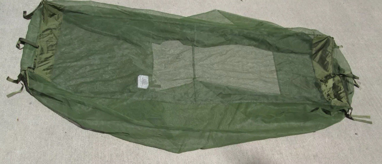US MILITARY SPEC Insect Bar / Mosquito Net + 4 Poles for Cot Tent Camping Hiking