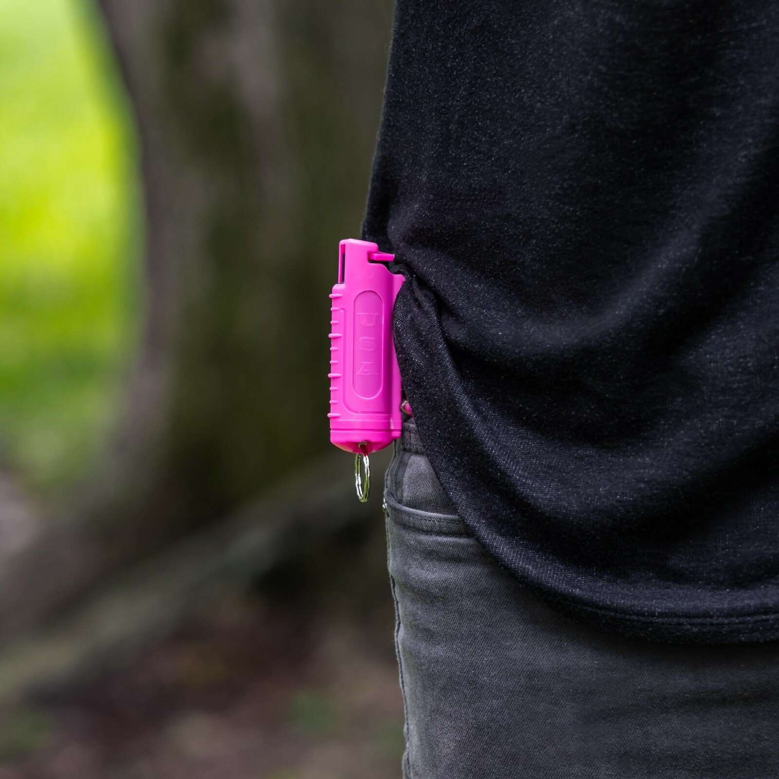 Police Magnum pepper spray .50oz hot pink molded keychain QR defense protection