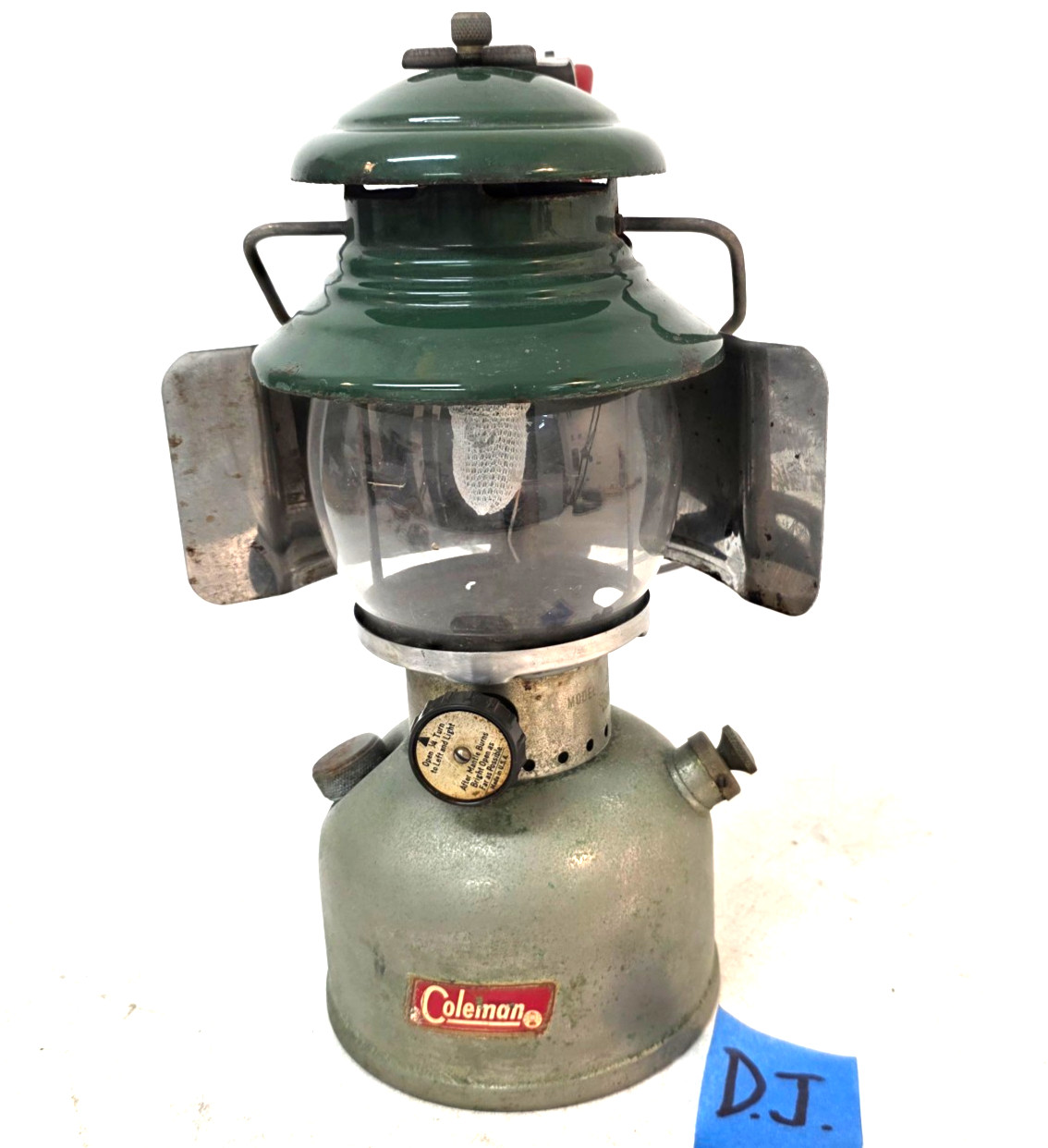 Vintage COLEMAN 202 Professional Lantern, 10-62, Holds w Red Handle Reflector