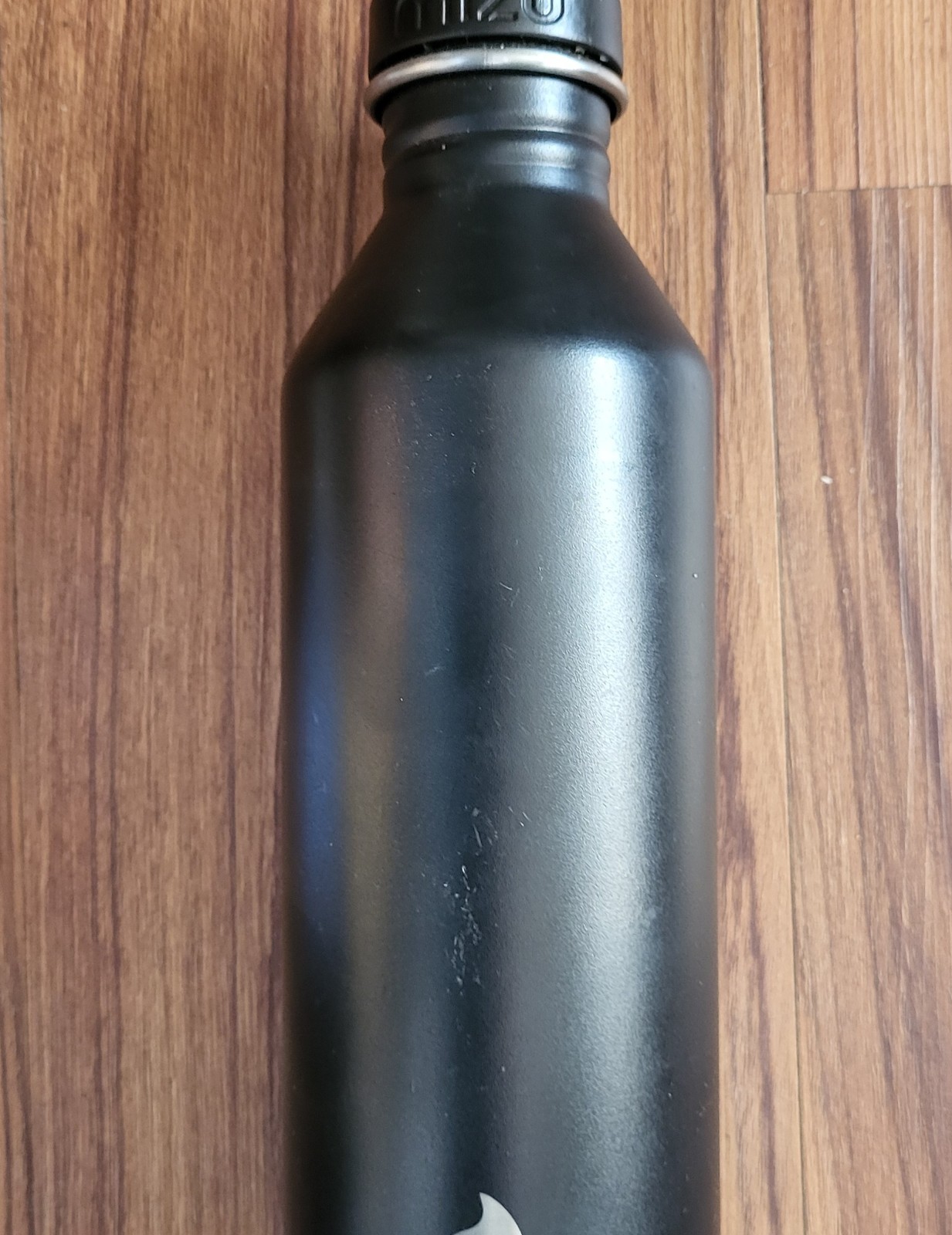 Mizu M8 Stainless Steel Water Bottle 25oz/750ml Black