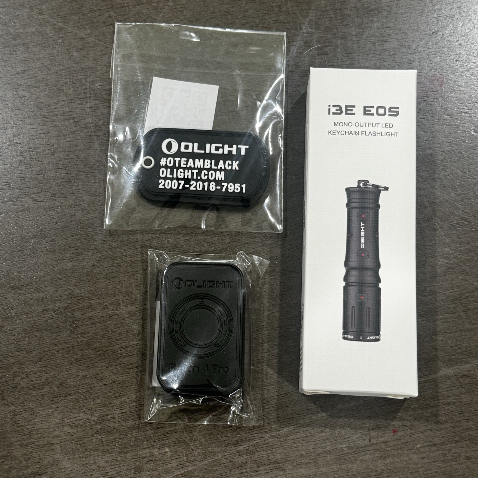 Olight-Osight-i3E-EOS-Flashlight-Baton4-PushCard-#OTEAMBLACK-Patch-Black-Bundle