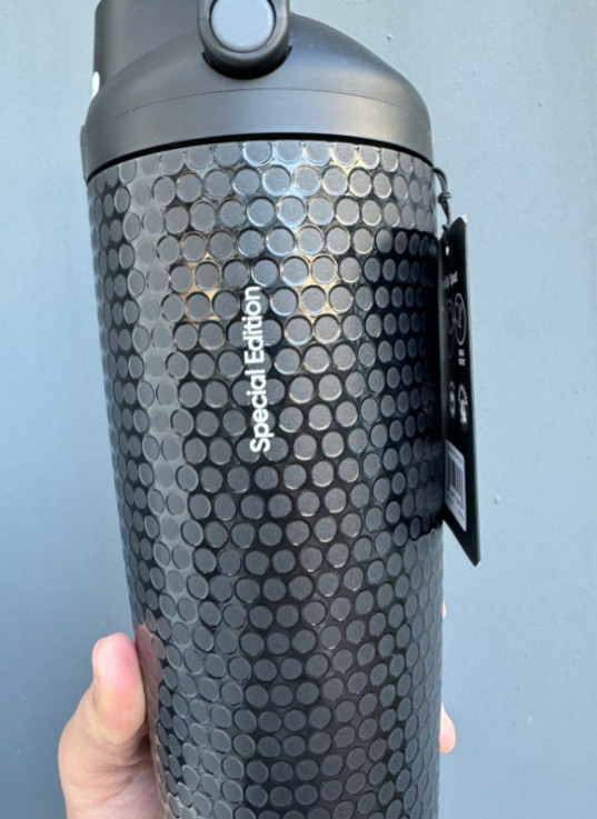 Owala FreeSip “Fairways For Days” Golf 30oz Insulated Water Bottle Black
