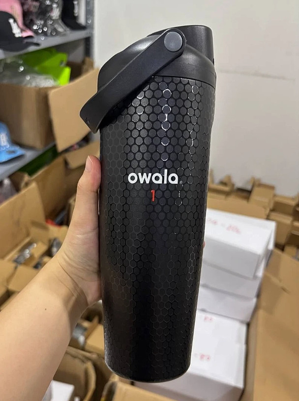 Owala FreeSip 30oz Insulated Water Bottle Fairways For Days Golf Black – New BOX