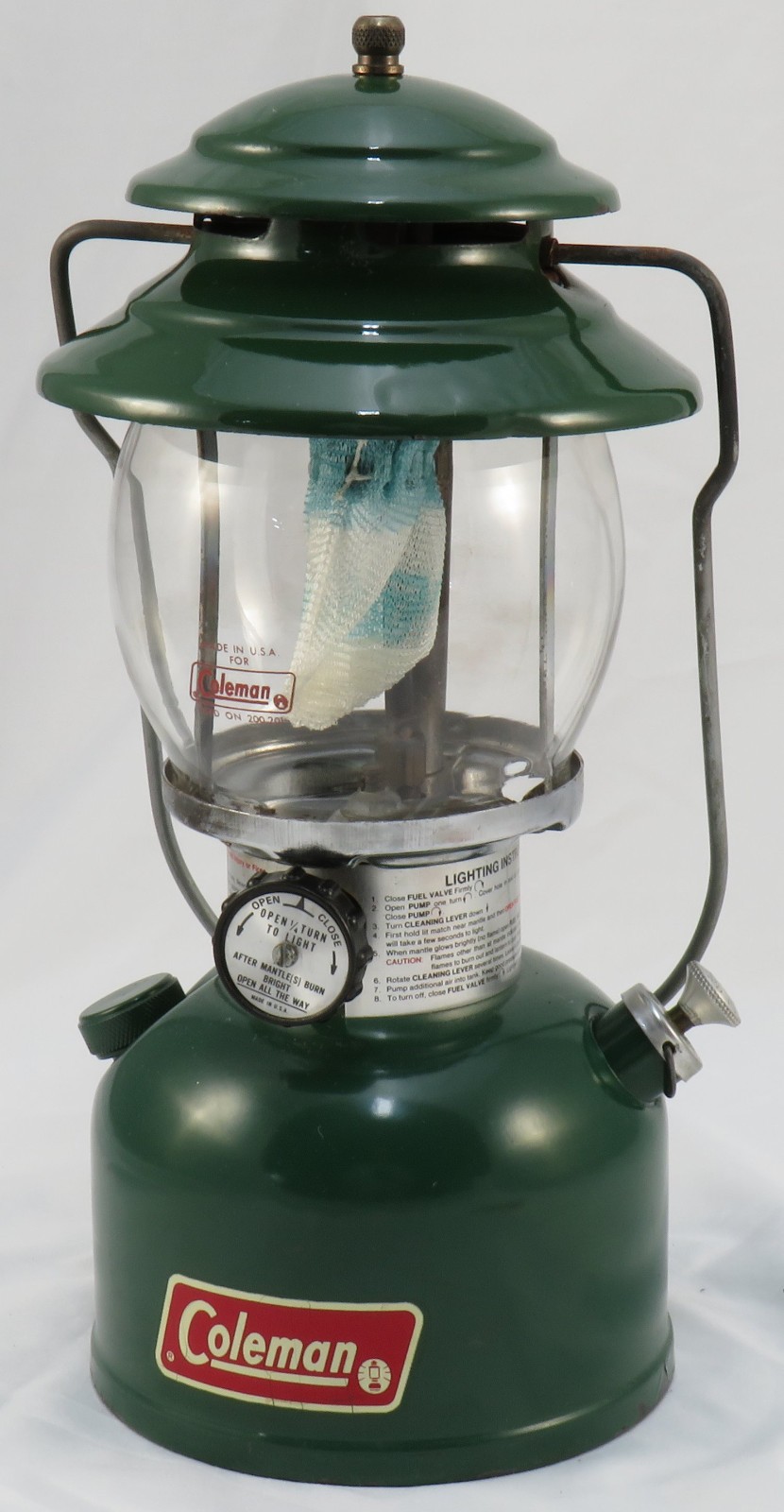Vintage Coleman 200A700 Green Single Mantle Lantern – 3/81, tested, w/ Red Case