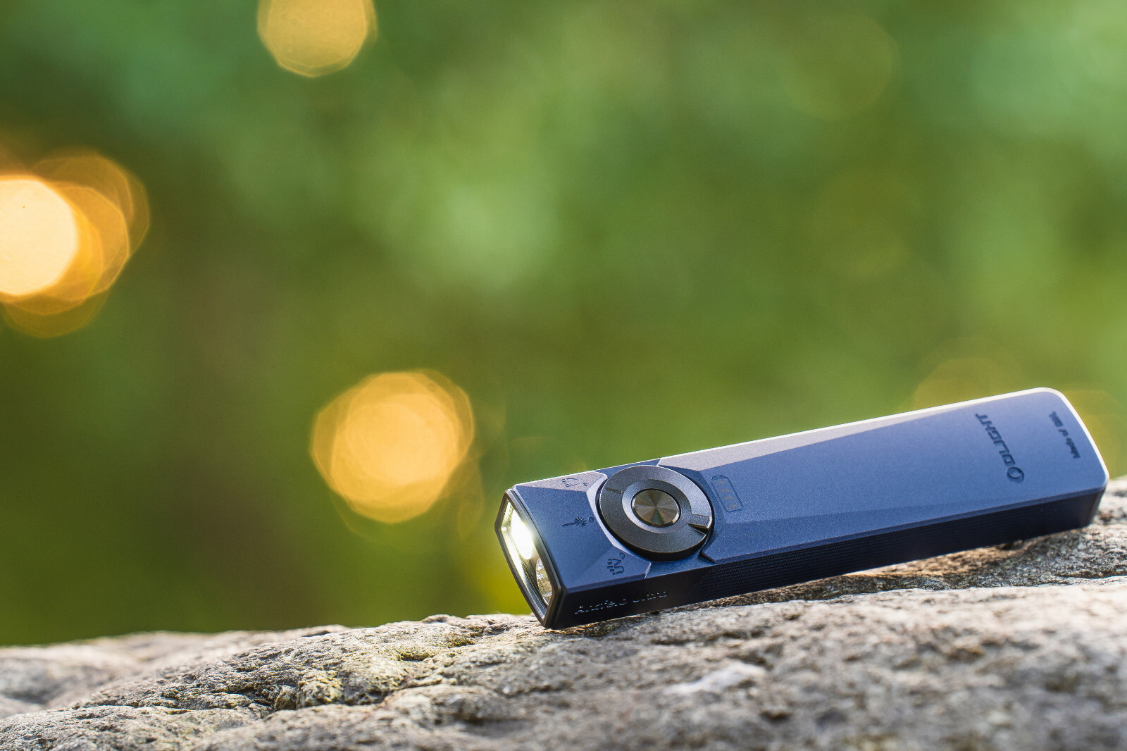 Olight Arkfeld Ultra Navy Blue CW 3-in-1 EDC Flashlight, O-Aluminum Material