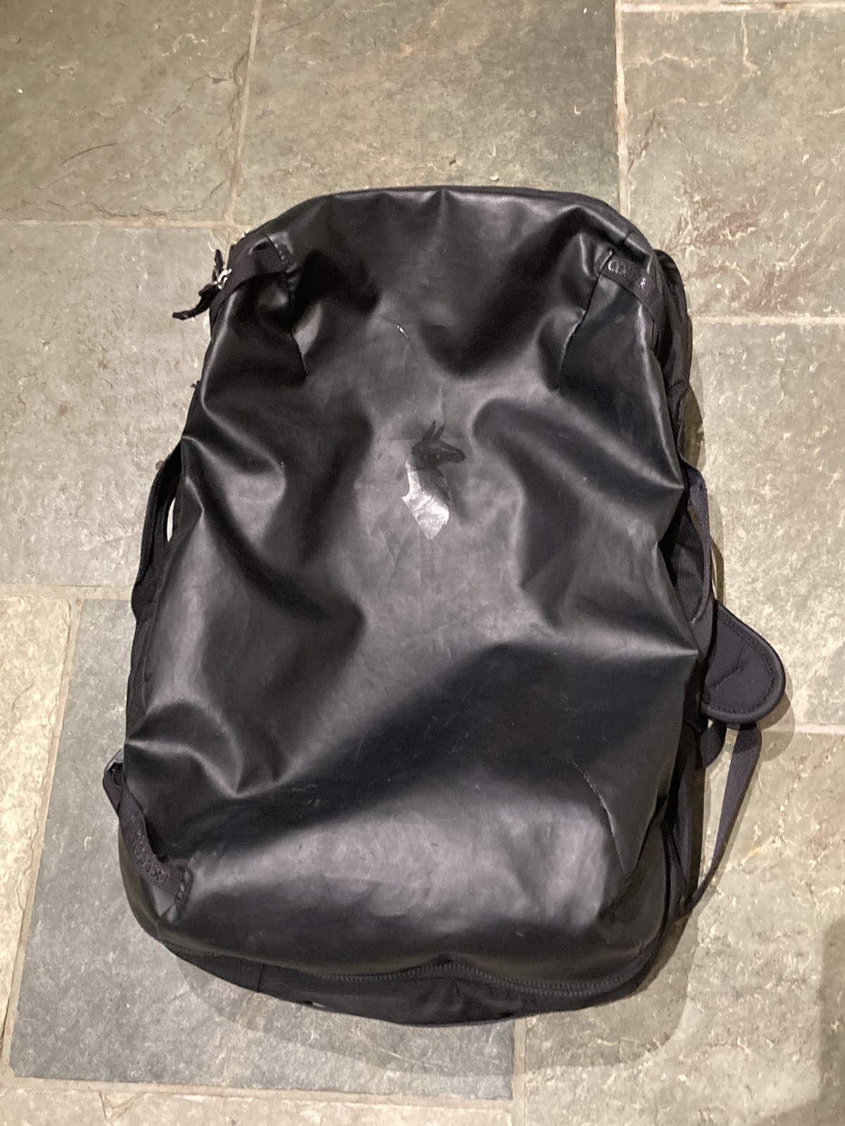 Cotopaxi Allpa 28L Travel Backpack – Black