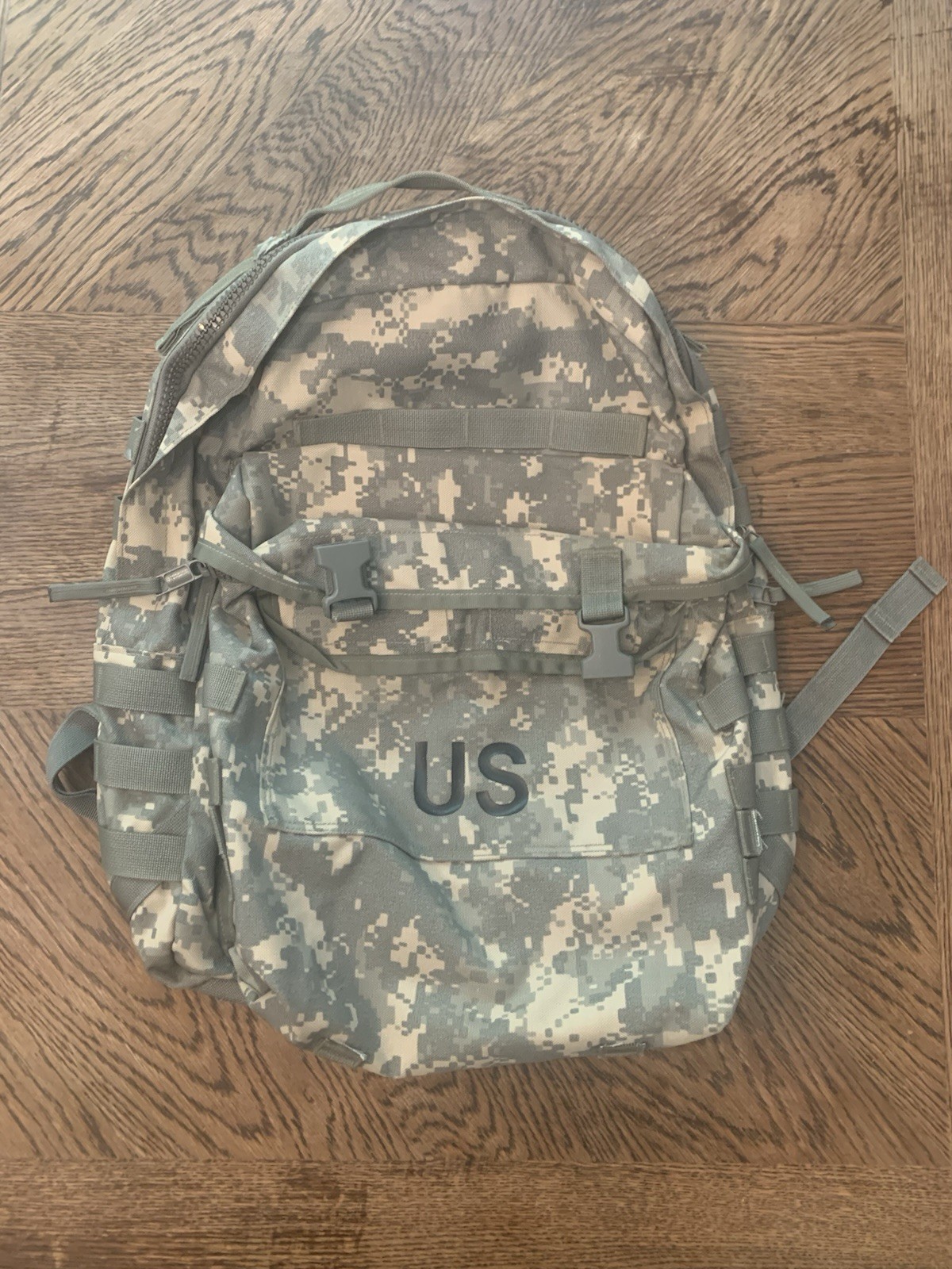 Backpack US Army 3 Day Assault Pack ACU Camo Molle II EUC