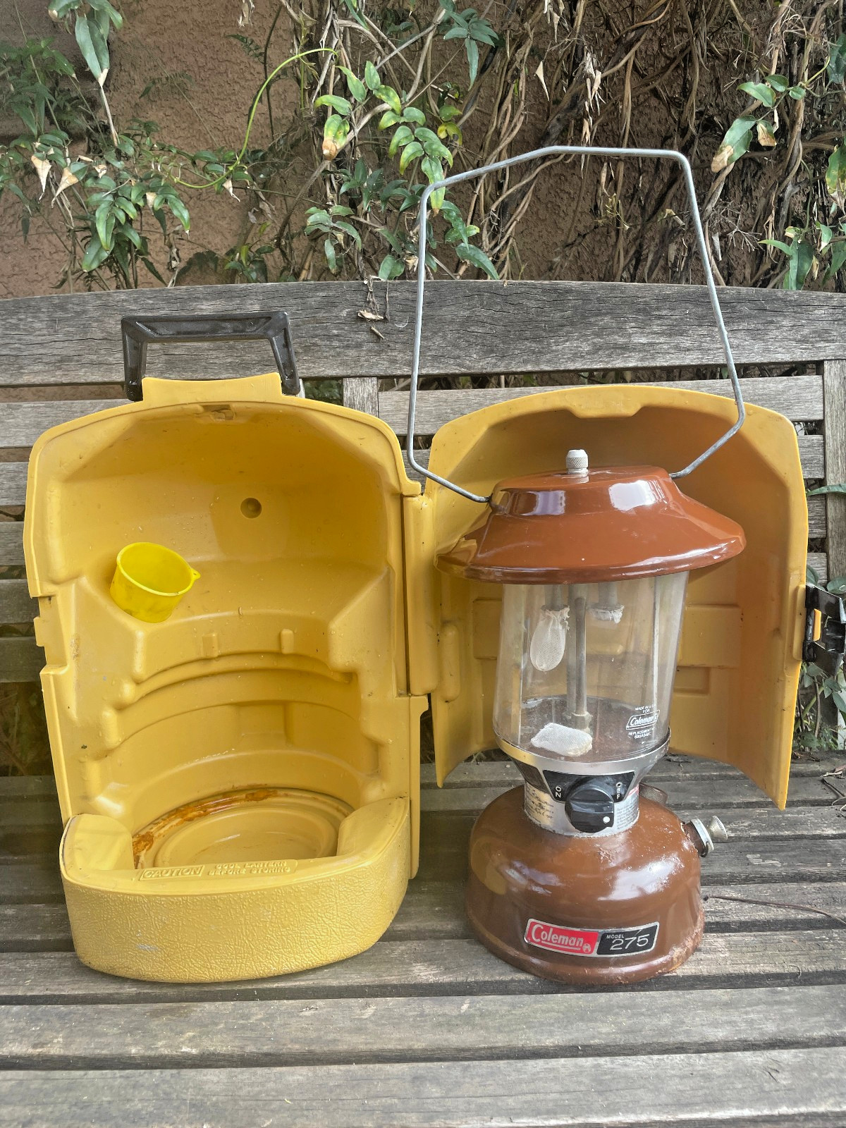 Vintage Coleman Model 275 Brown Lantern & Yellow Clam Shell Case