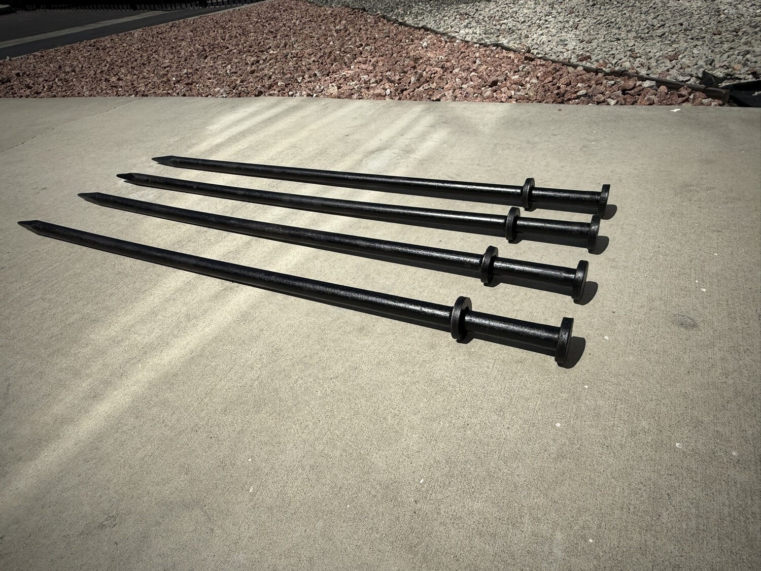 1″ x 40″ Commercial Grade Steel Tent Stake – Dbl Headed Spikes – Sandbaggy