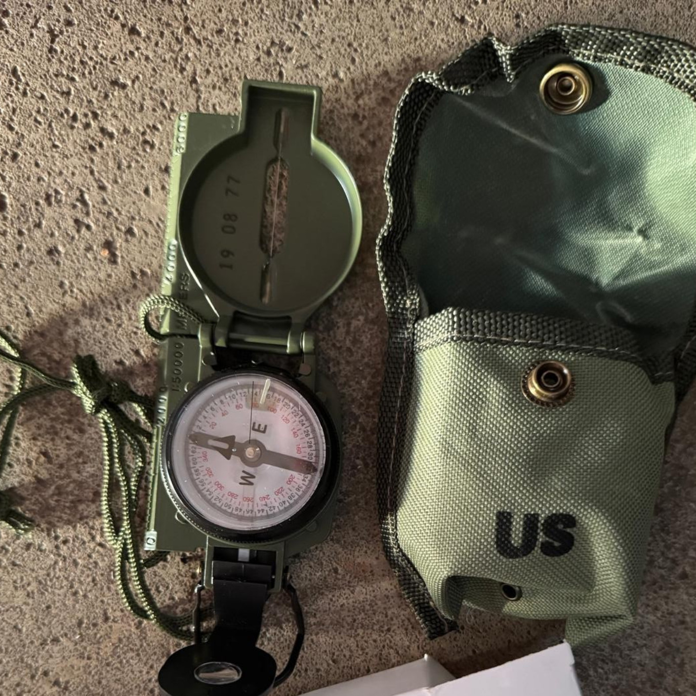 Cammenga Model 3h Tritium Lensatic Compass Olive Drab US Military Issue Pouch