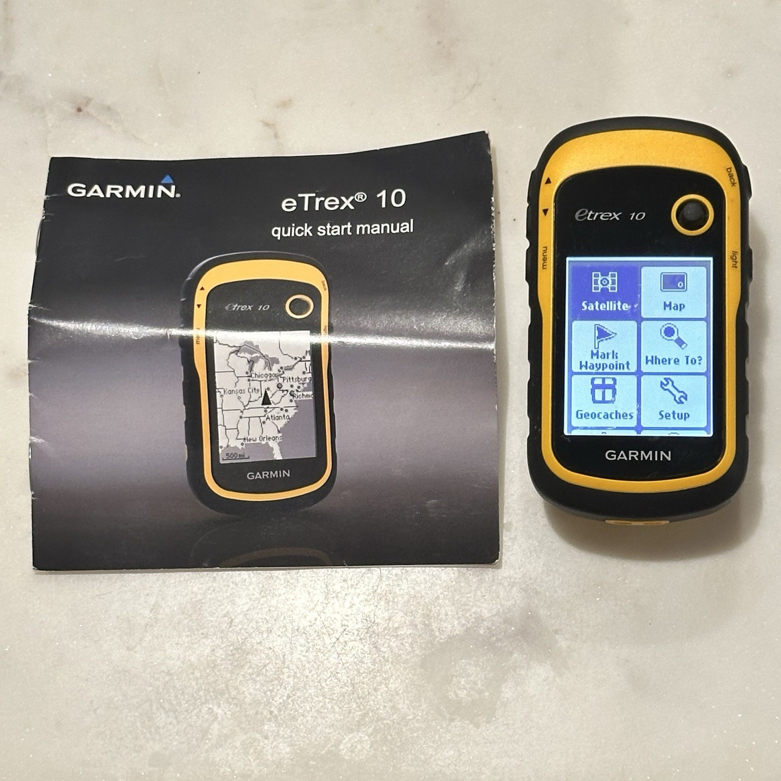 Garmin eTrex 10 2.2 inch Handheld GPS Receiver Used Tested Working + Manual EUC