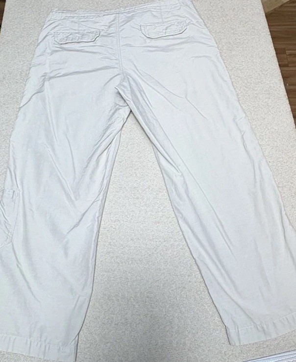 Columbia Cropped Utility Pants Women’s Small Beige Nylon Blend Hiking Gorpcore