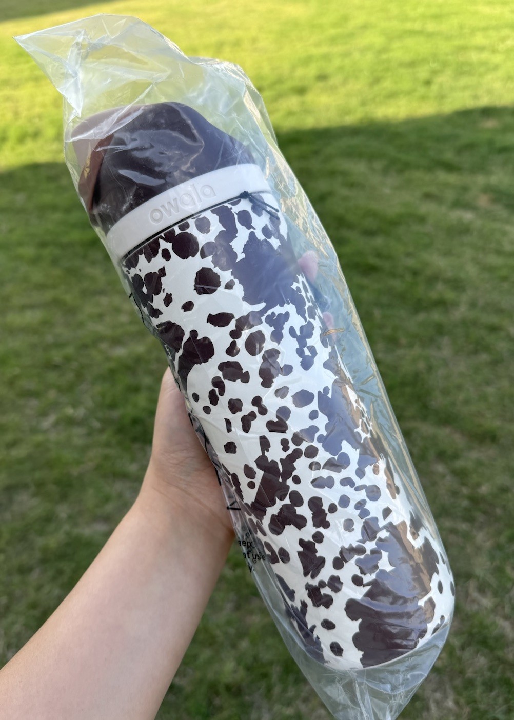 Owala “Cowgirl Core” 24 oz FreeSip Bottle Special Edition Animal Print Cow Brown