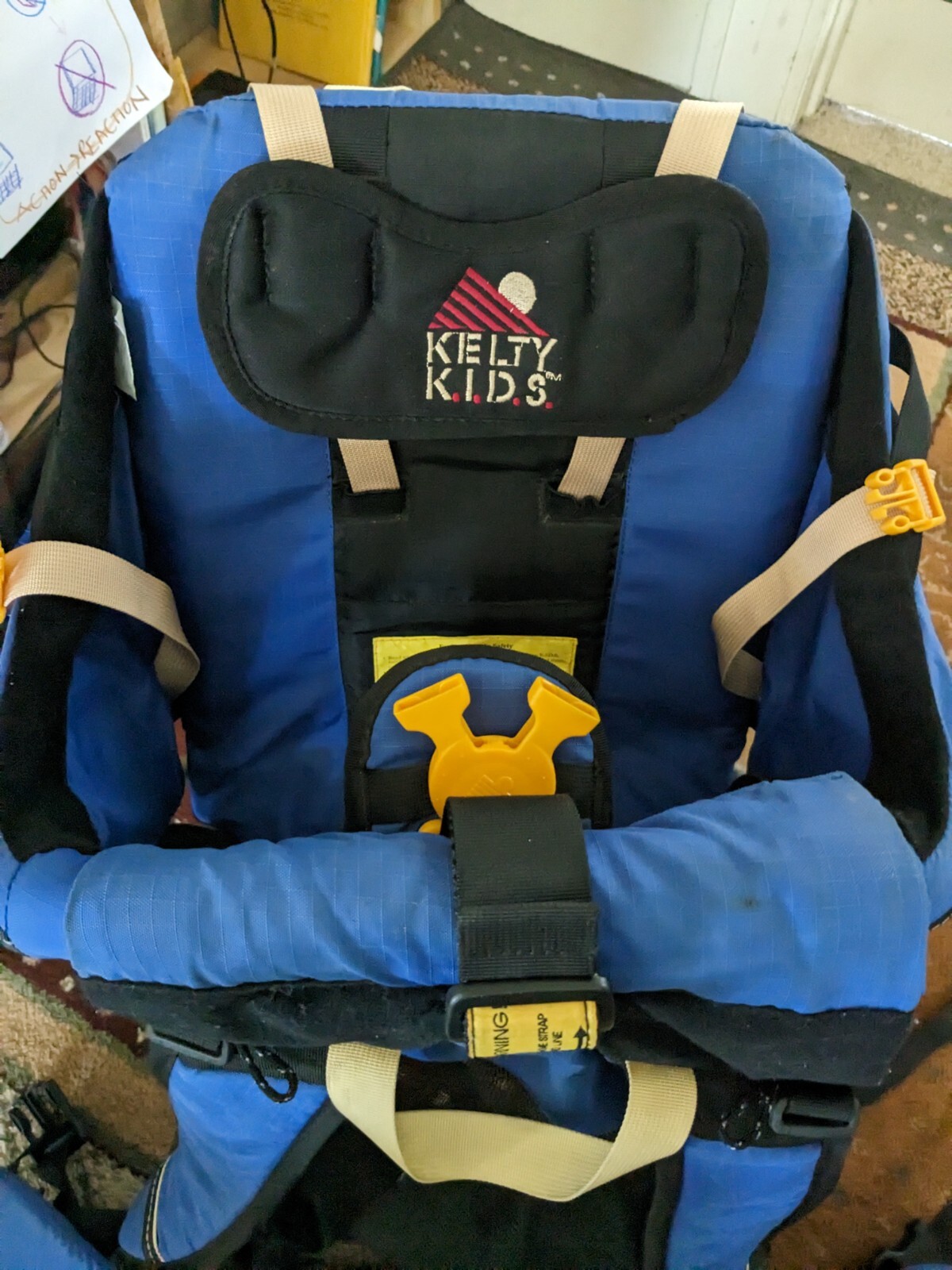 kelty kids hiking back park 9mo to 31/2years.
