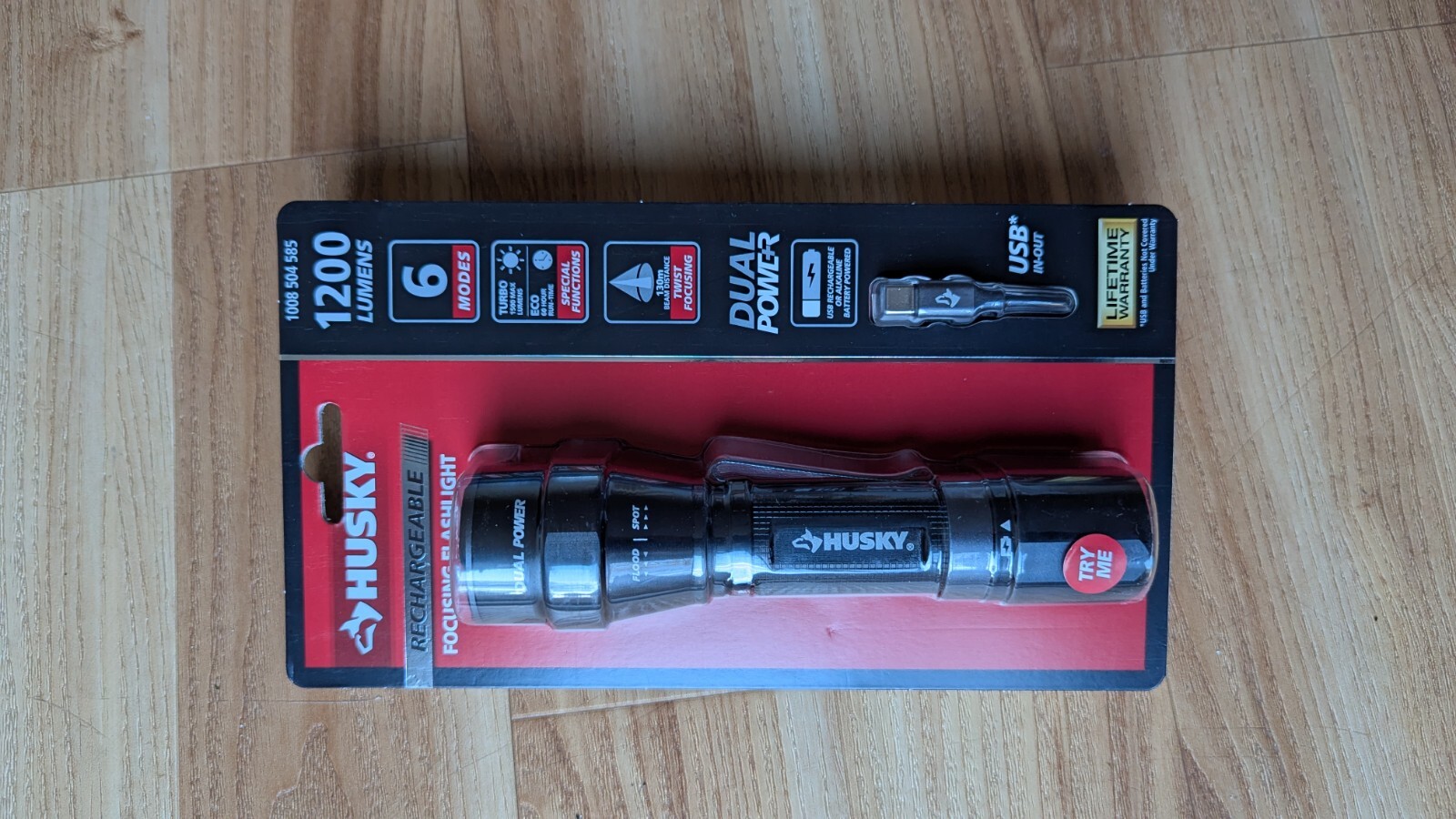 HUSKY 1200 Lumens Dual Power LED Rechargeable Focusing Flashlight
