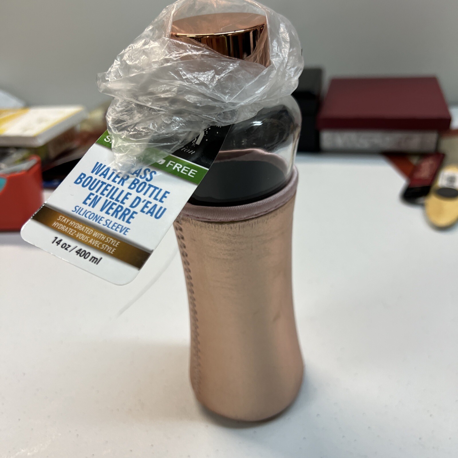 SPLASH BPA-Free Rose Metallic Color Lid Glass Water Bottle With Sleeve 14oz