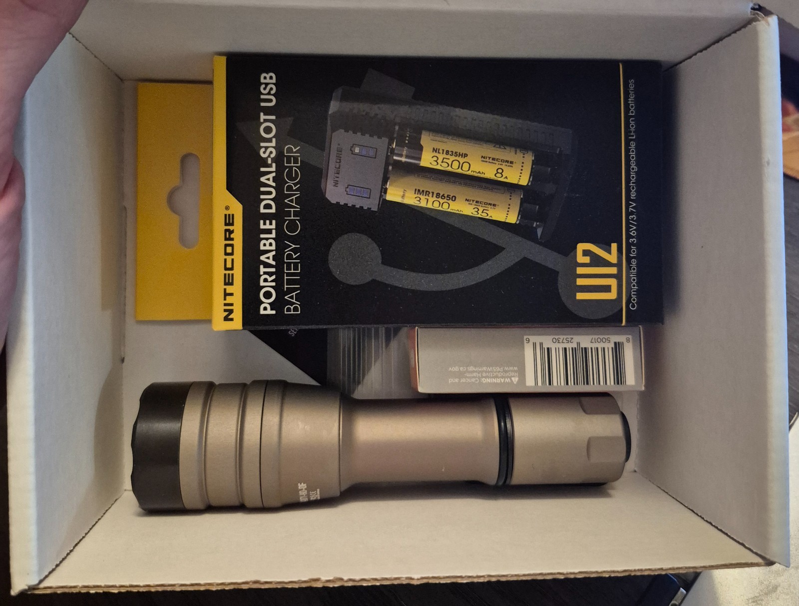 Brand New Cloud Defensive MCH Duty High-Output Handheld/ 1800 Lumens/50k Candela