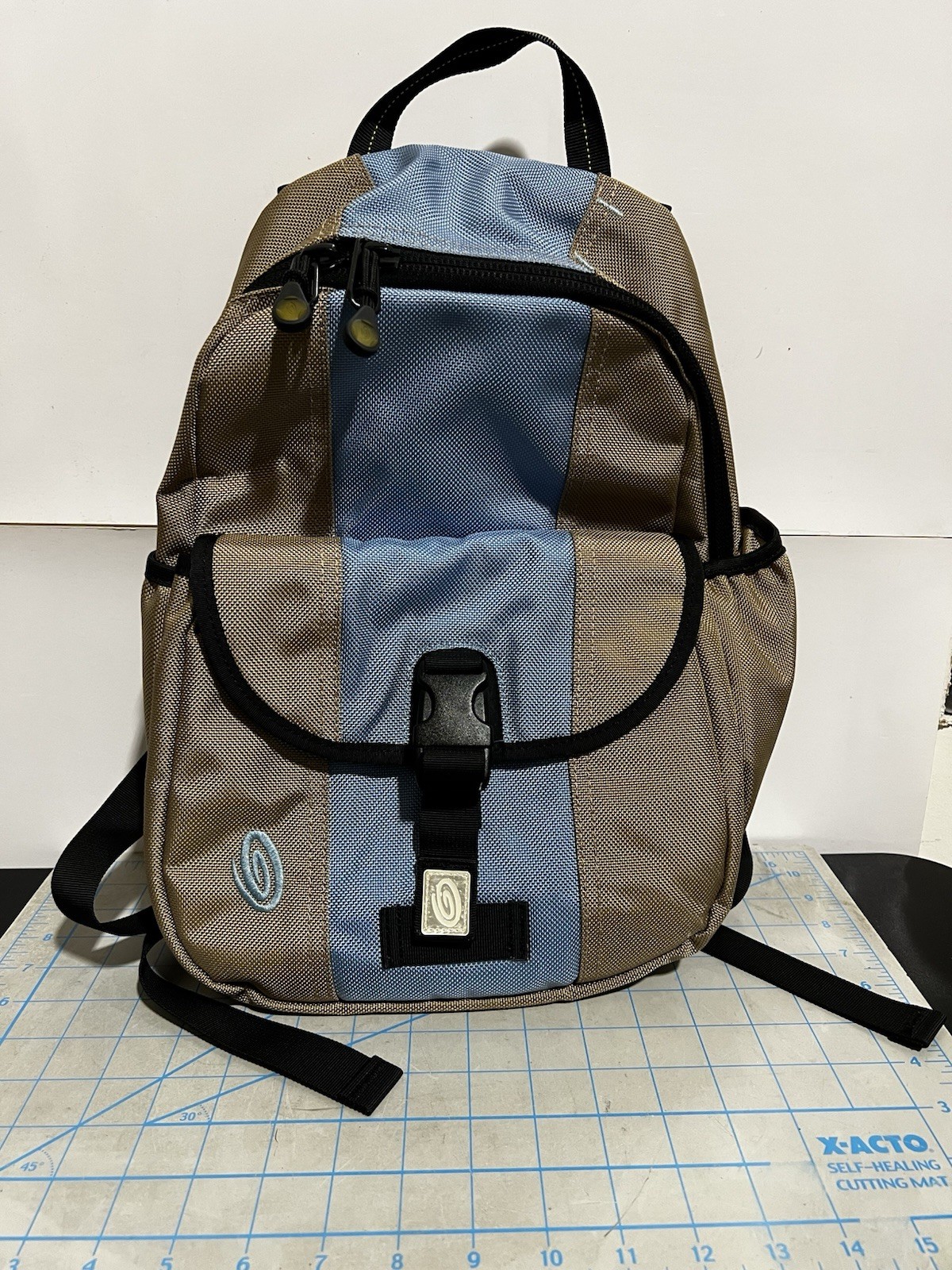 Timbuk2 Ballistic Nylon Backpack LULA Khaki & baby Blue Laptop Bag Day Pack