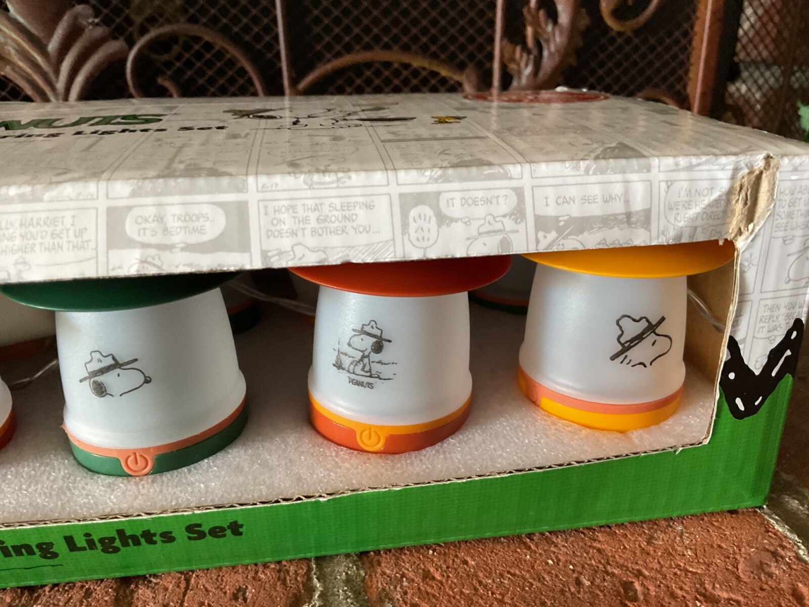 Peanuts Beagle Scouts Mini Lantern 10-piece String Light Set (New in Box)