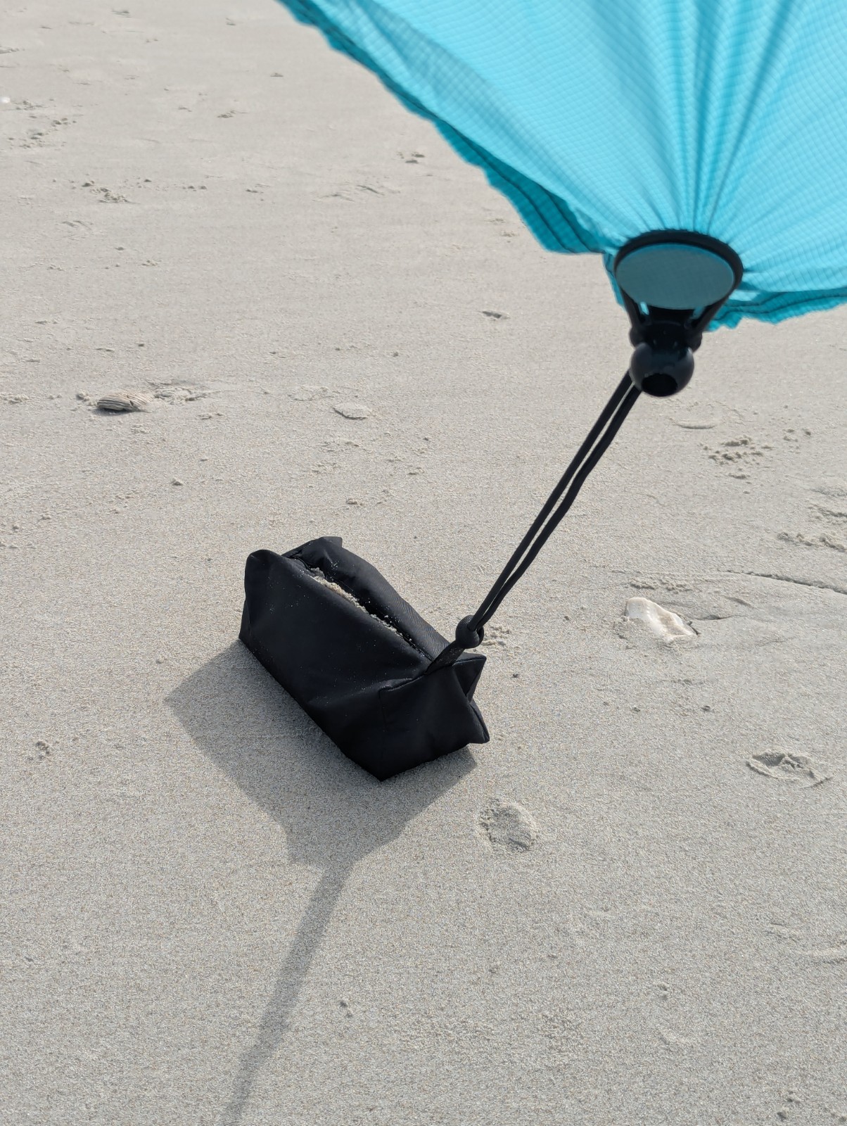 No Wind Beach Shade Accessory Kit (Shade Not Included)