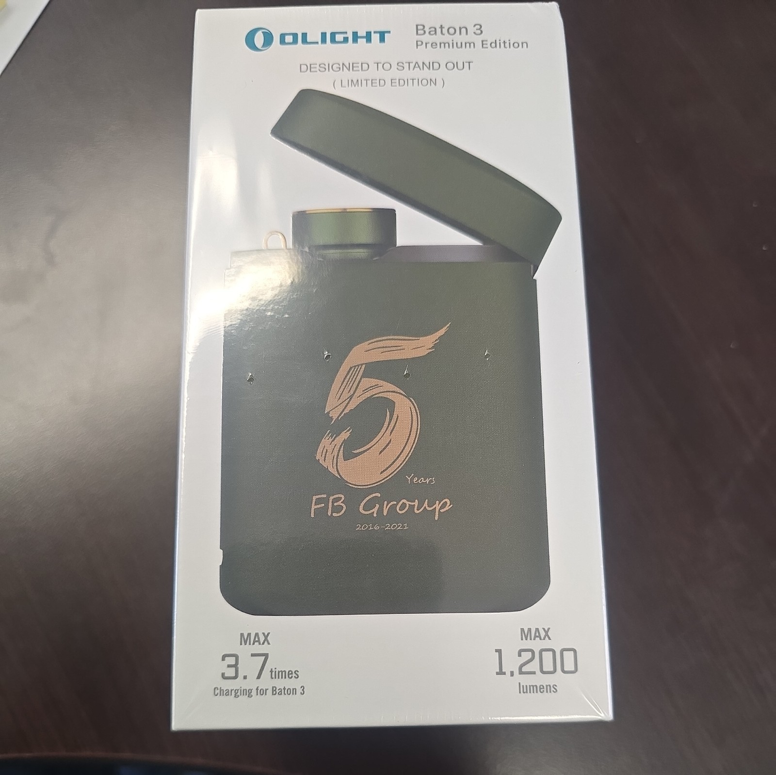 Olight Baton 3 Premium Limited Edition – 5 Years FB Group 2016-2021 Flashlight –