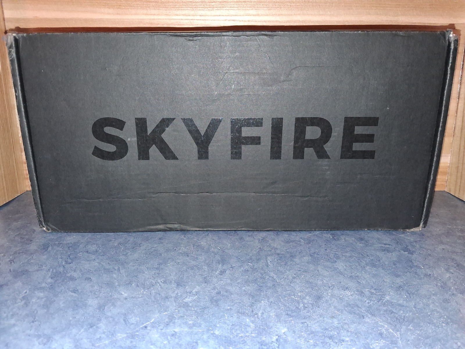 SKYFIRE 1209XL Rechargeable Flashlight 20,000 Lumens-Fire Starter Lens-Brand NEW