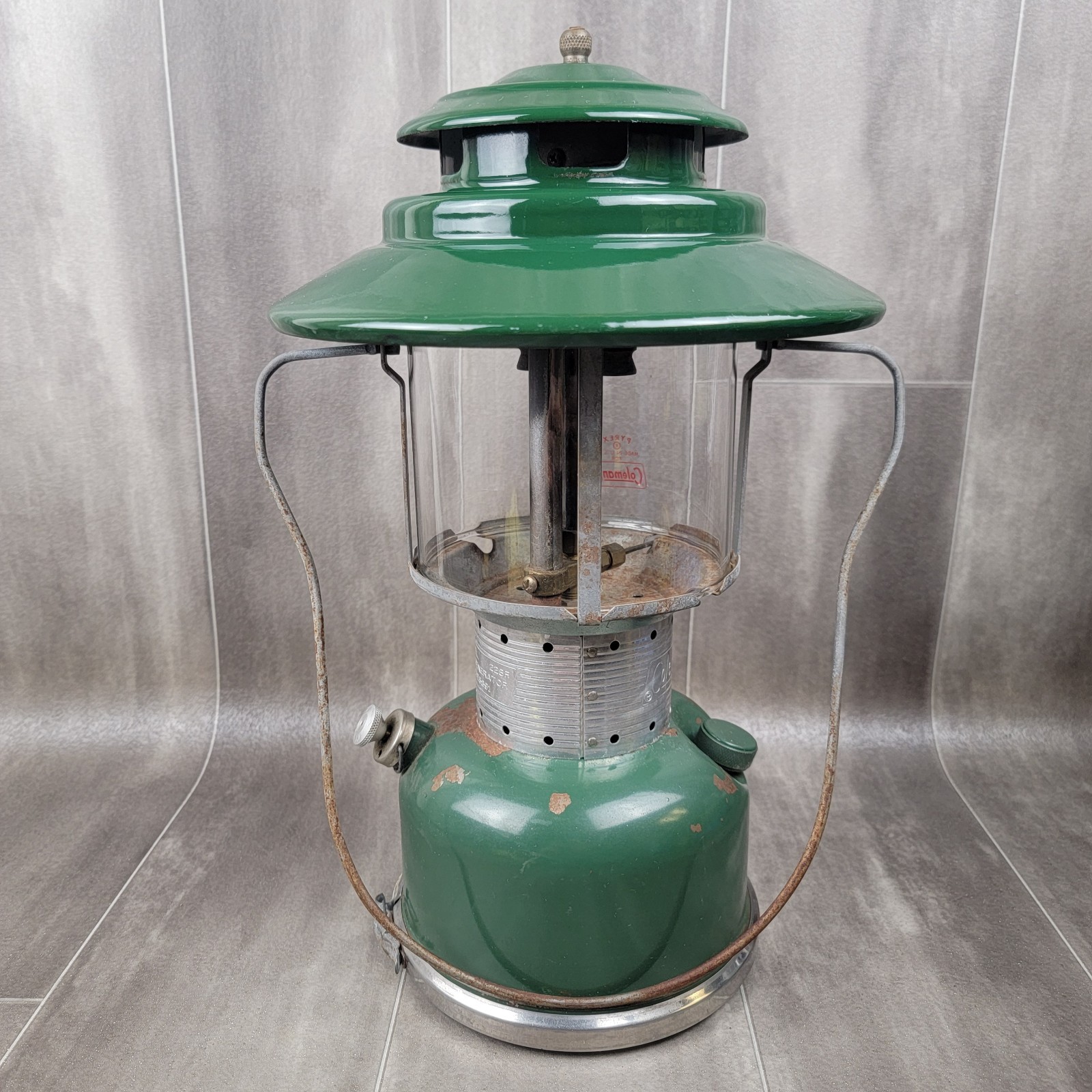 Vintage Coleman Big Hat Double Mantle Lantern Model 228F