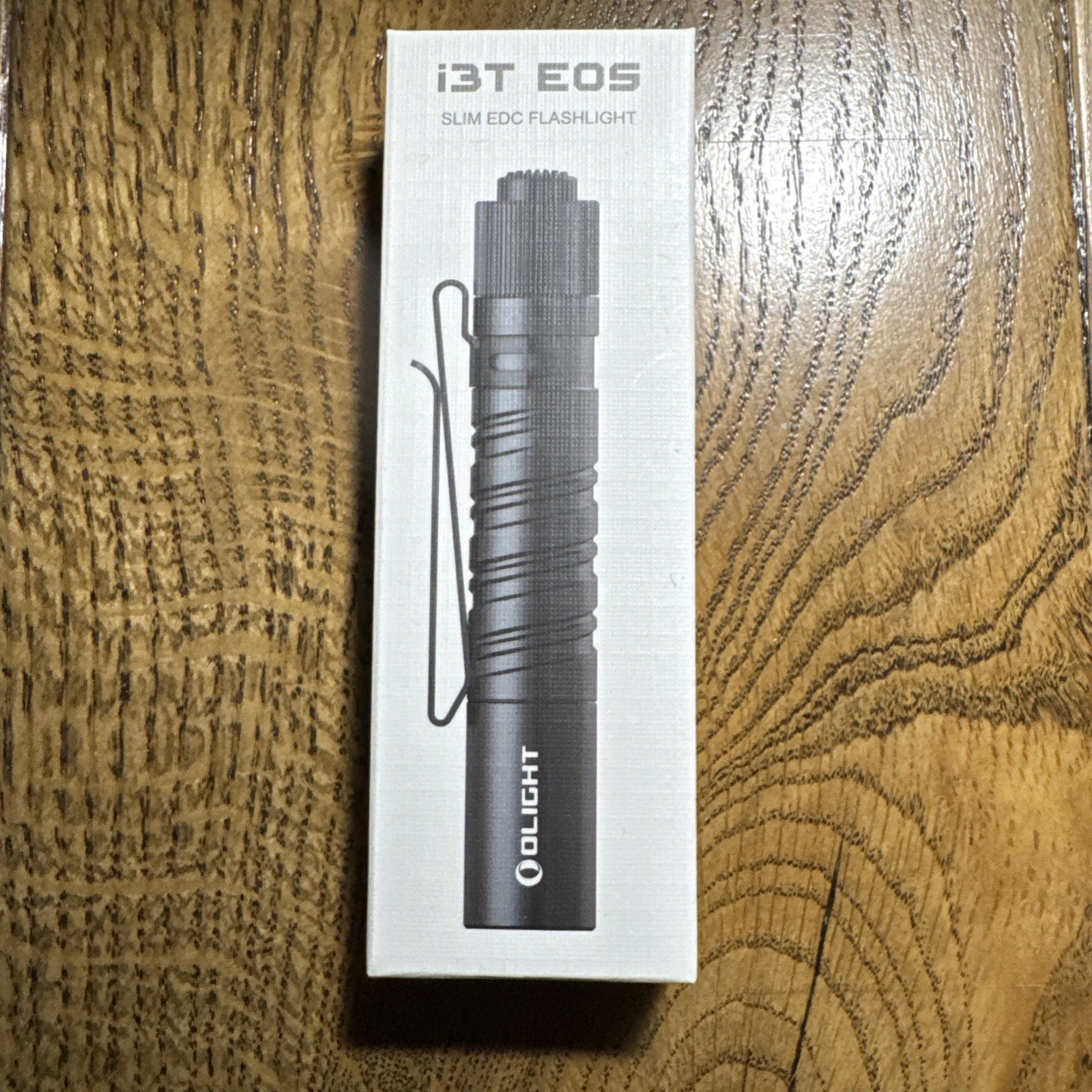 Olight i3T EOS Flashlight. 180 Lumen Max. Black EDC