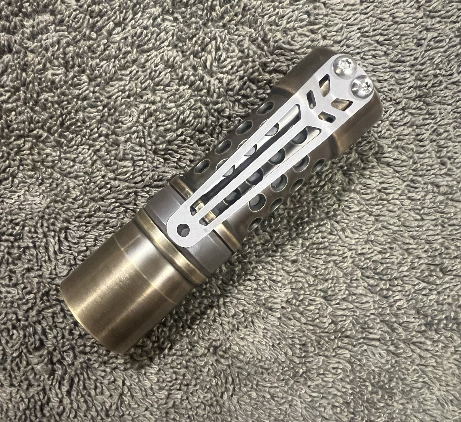 Barrel – Pure Brass Body – Tri-LED – H17F Driver – 16340 Battery – EX Condition!